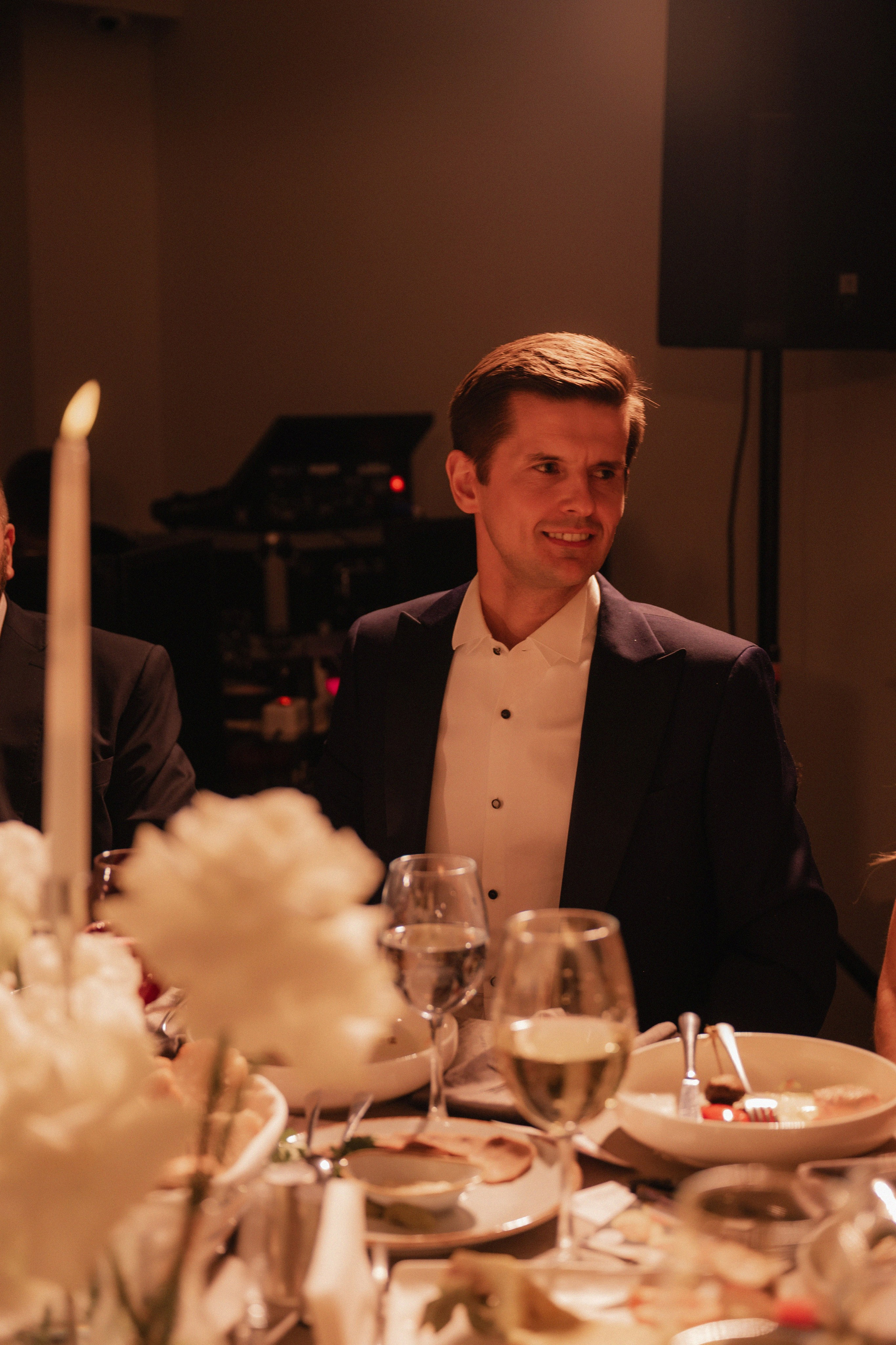 Николь и Артем Теплица парк. Свадебный фотограф Раменское-Москва