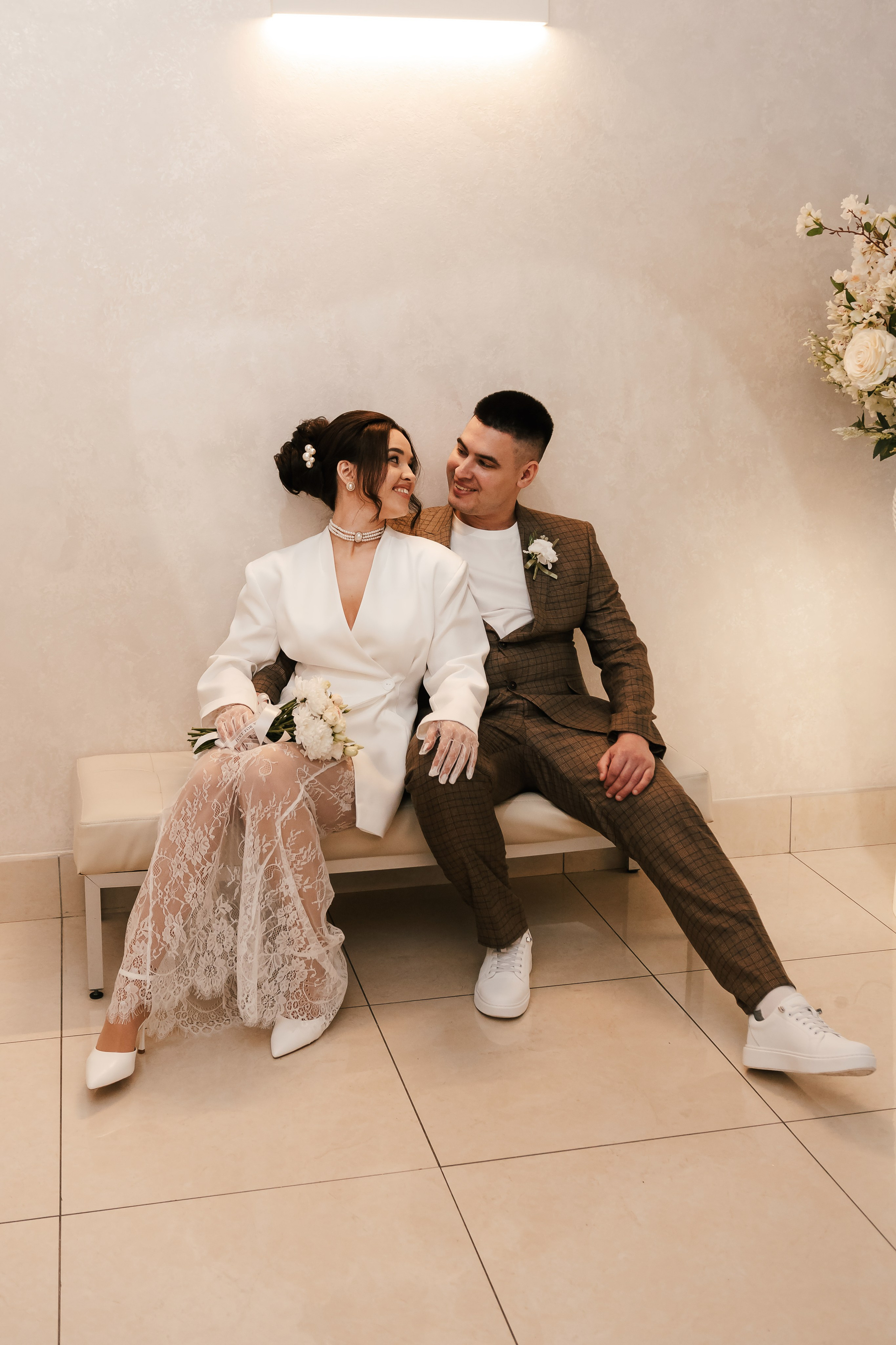 Айсылу и Влад ЗАГС Центральный и фотостудия FREEDOM. Фотограф Новосибирск