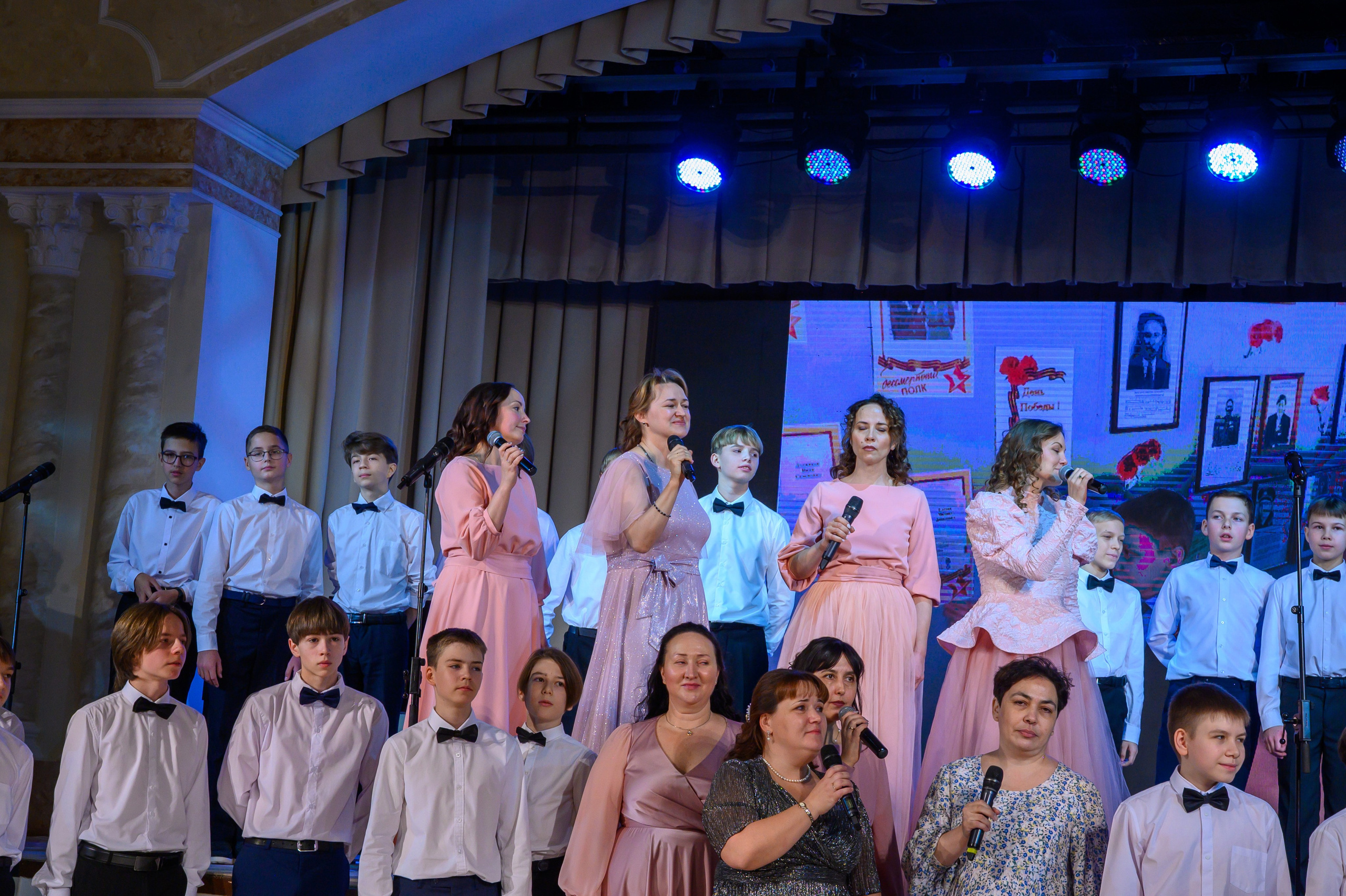 Бал ФМШ 7 класс. Фотограф новорожденных, семейный детский в Тюмени Татьяна Морозова