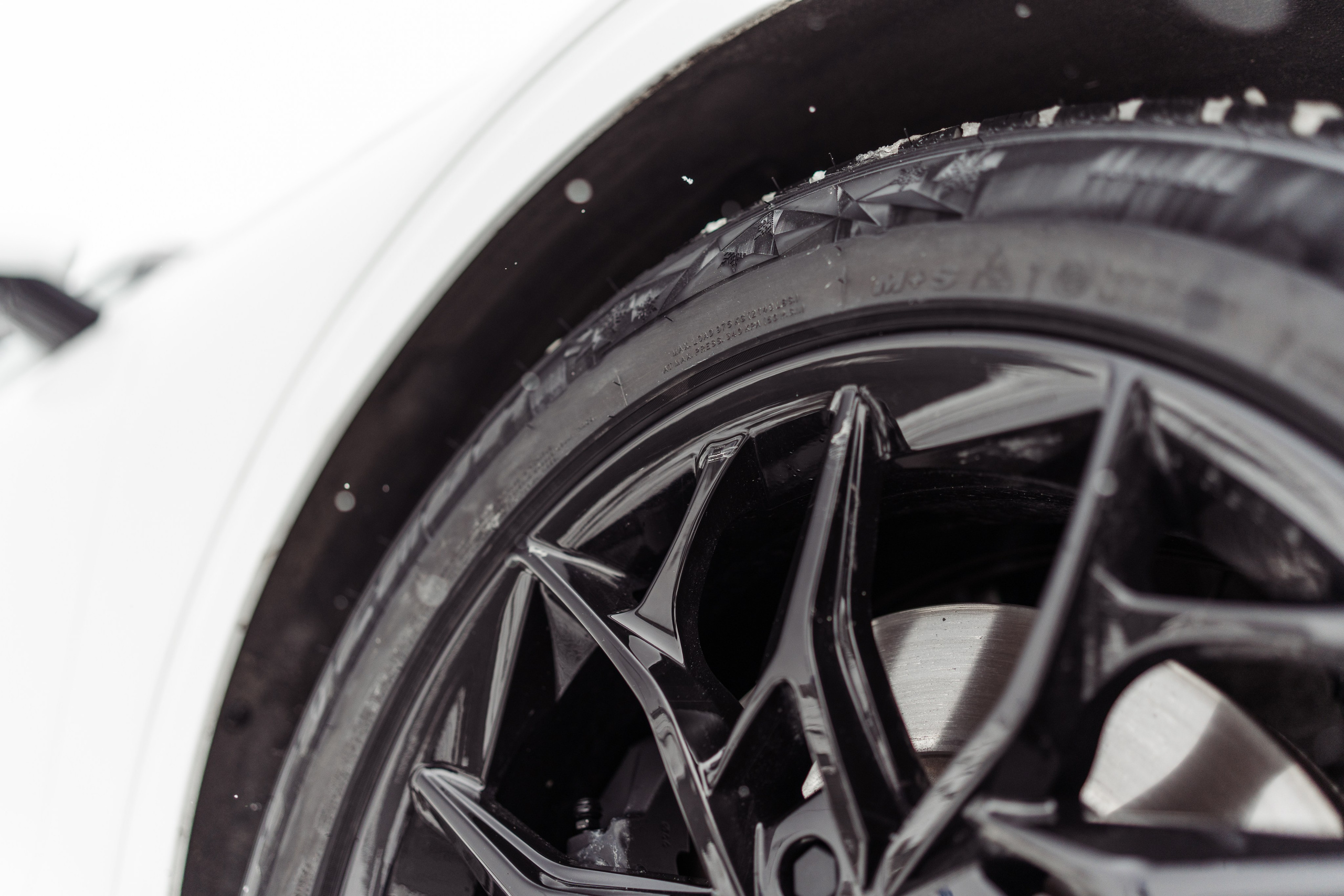 Genesis GV70 для rimzona. Фотограф в СПБ Алмаз Камаев