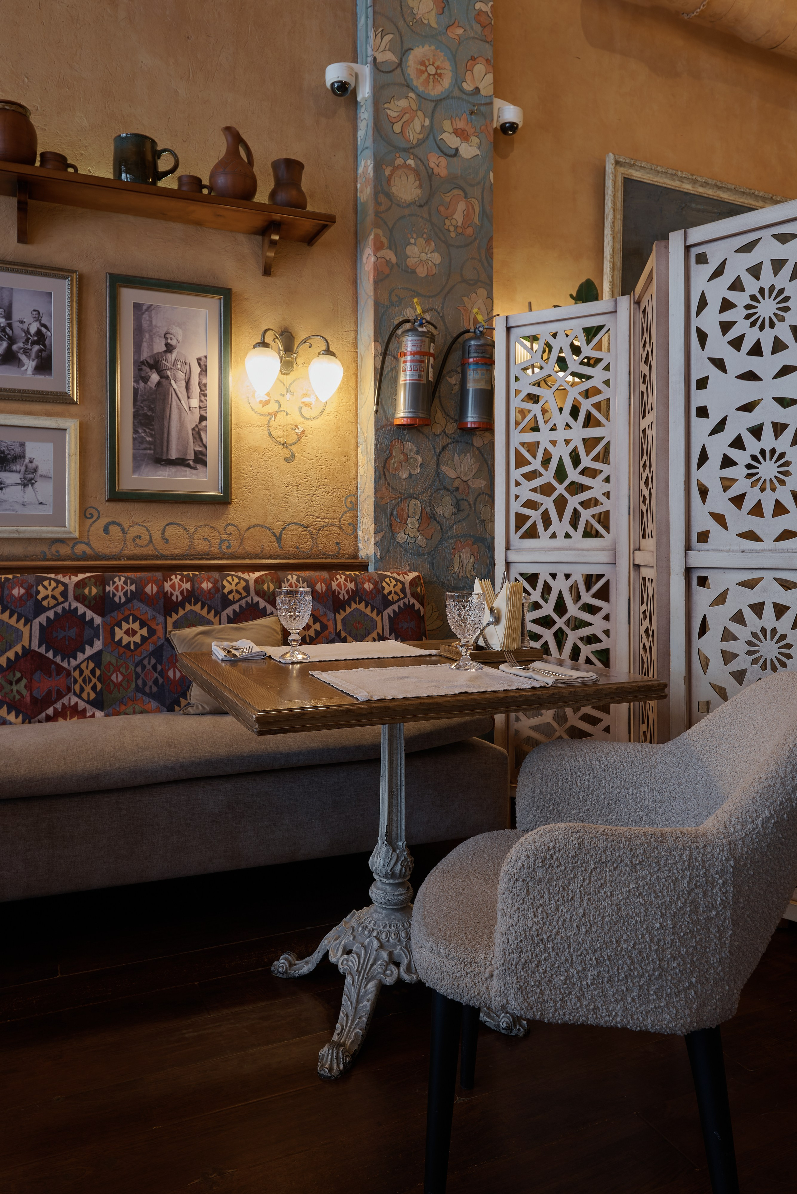 Хмели Сунели, Екатеринбург. Абросимов Лев интерьерный и архитектурный фотограф