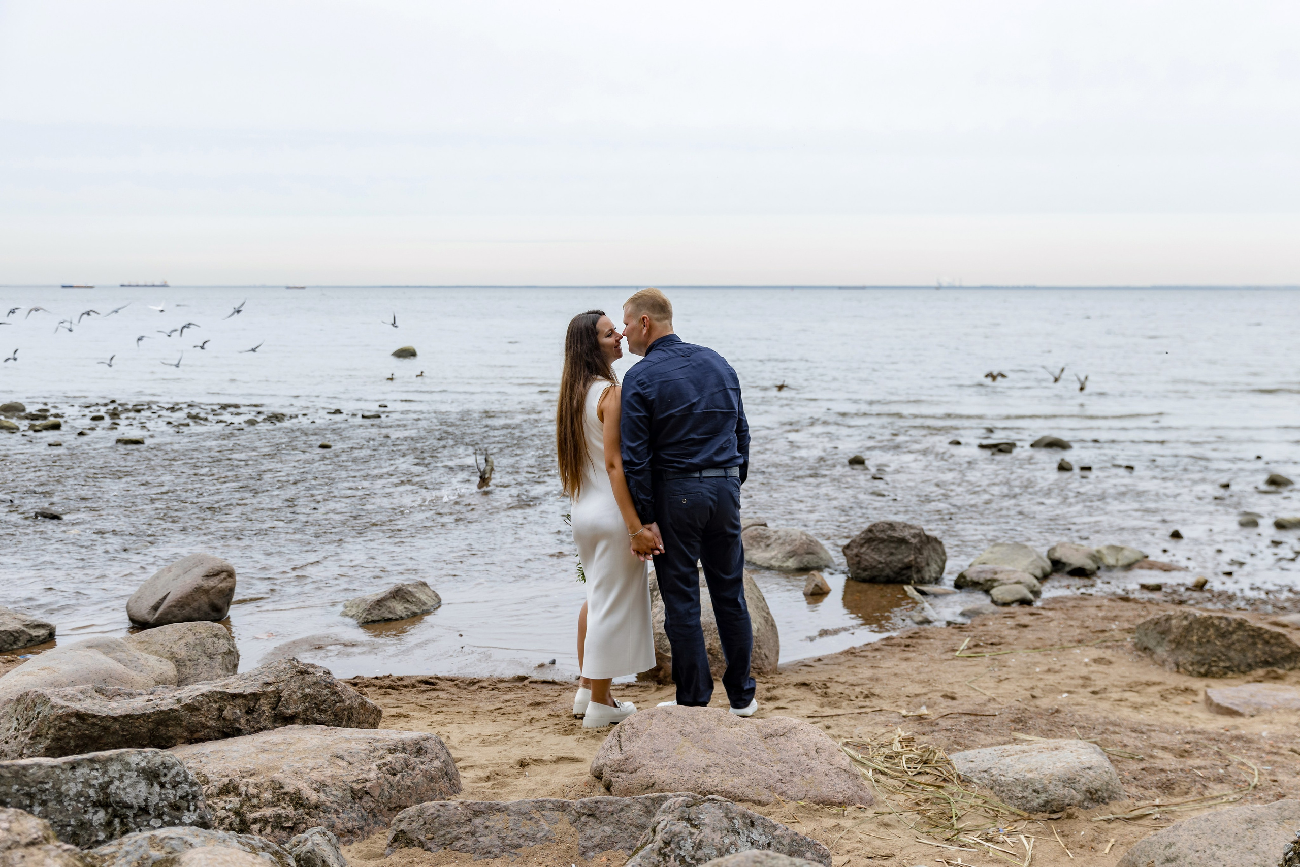 Свадебная прогулка Алены и Миши. Свадебный и портретный фотограф в Санкт-Петербурге Надежда Чечулина