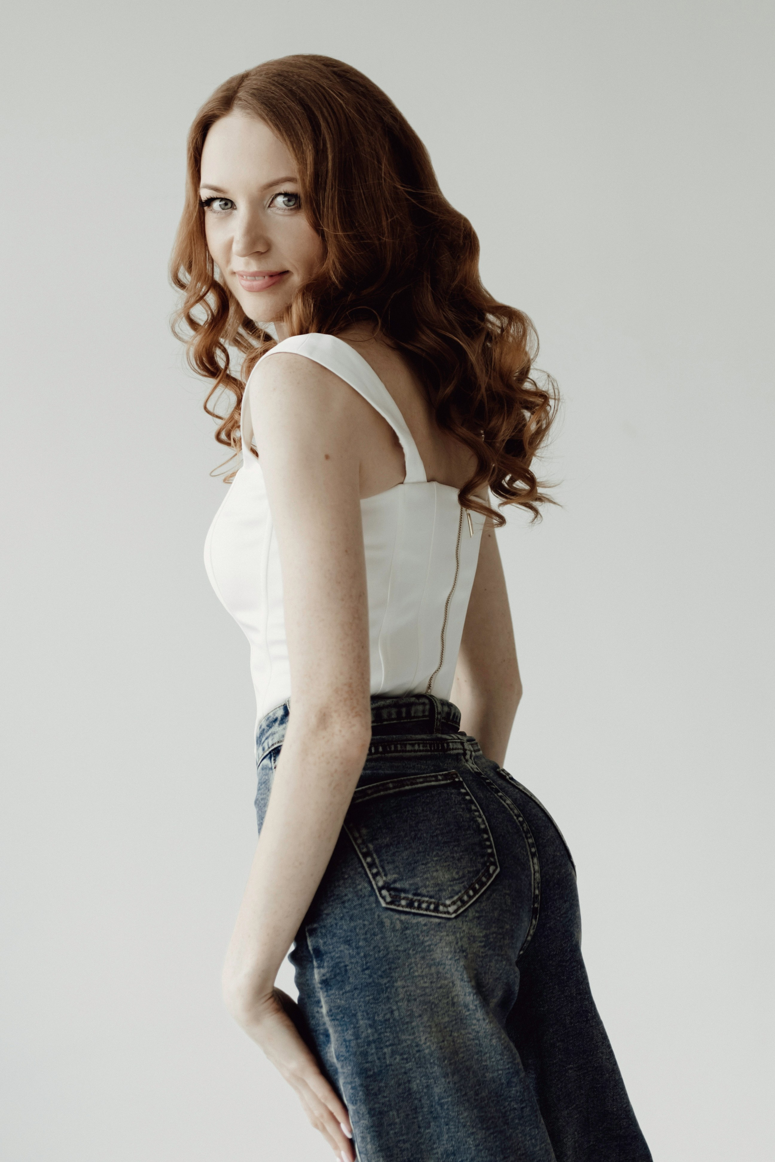 Елена Апрель 2025. Фотограф в Кирове и Кирово-Чепецке Валерия Шиляева