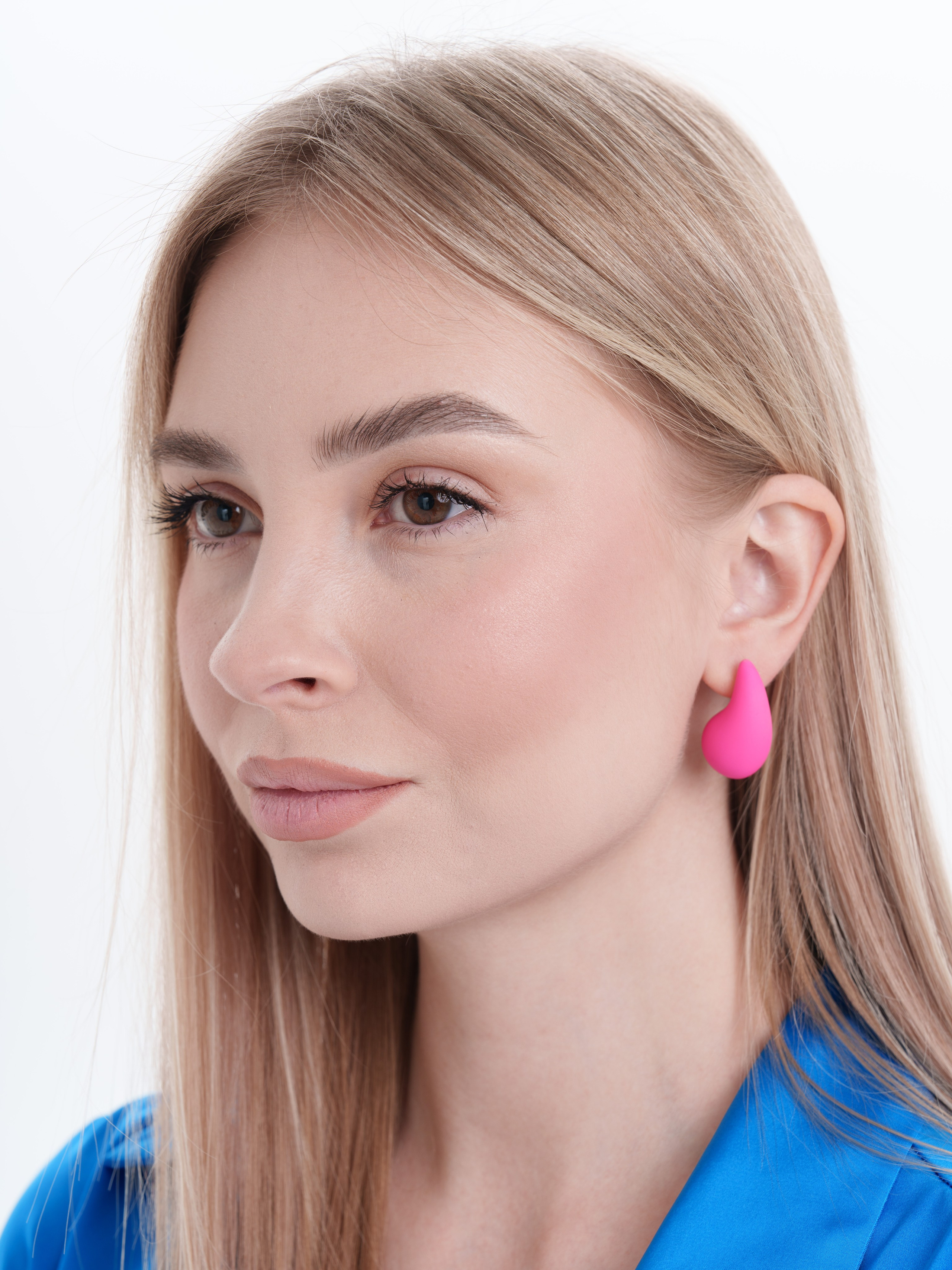 Съемка сережек для WB и OZON. Портретный и Контент фотограф Григорий Семенов (Grifon) в Ижевске