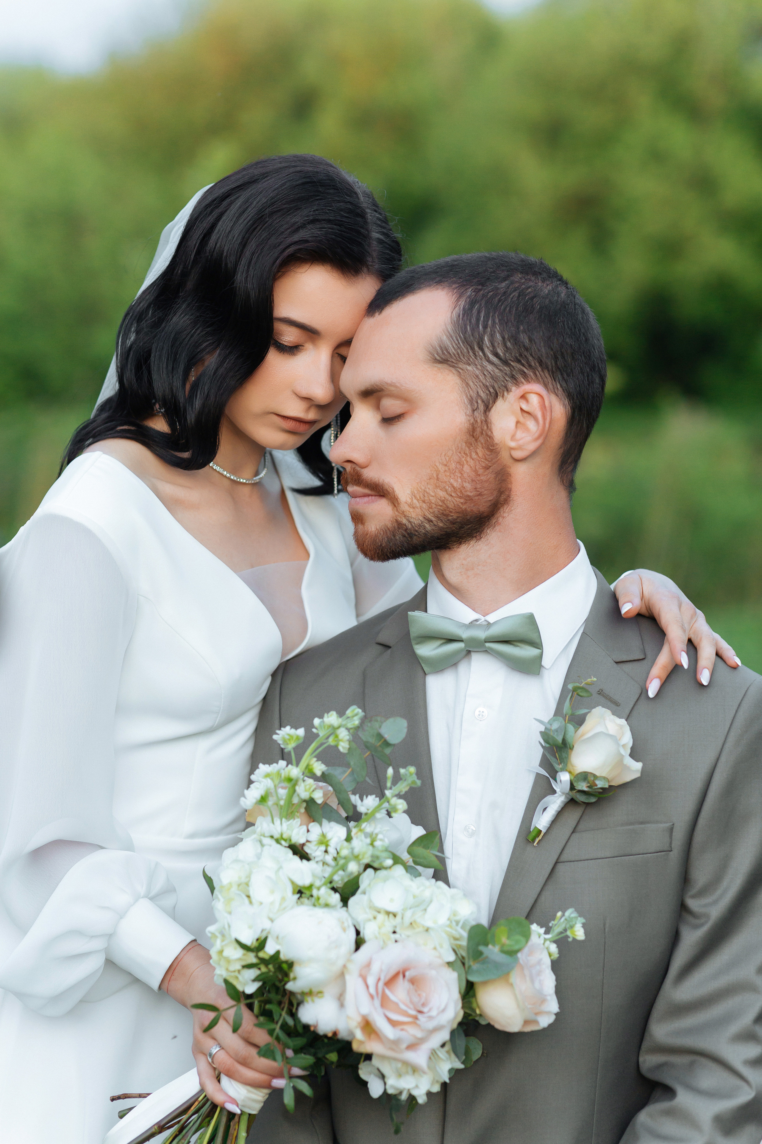 Валерия и Иракли — выездная регистрация. Фотограф в Твери Helga J. Fox