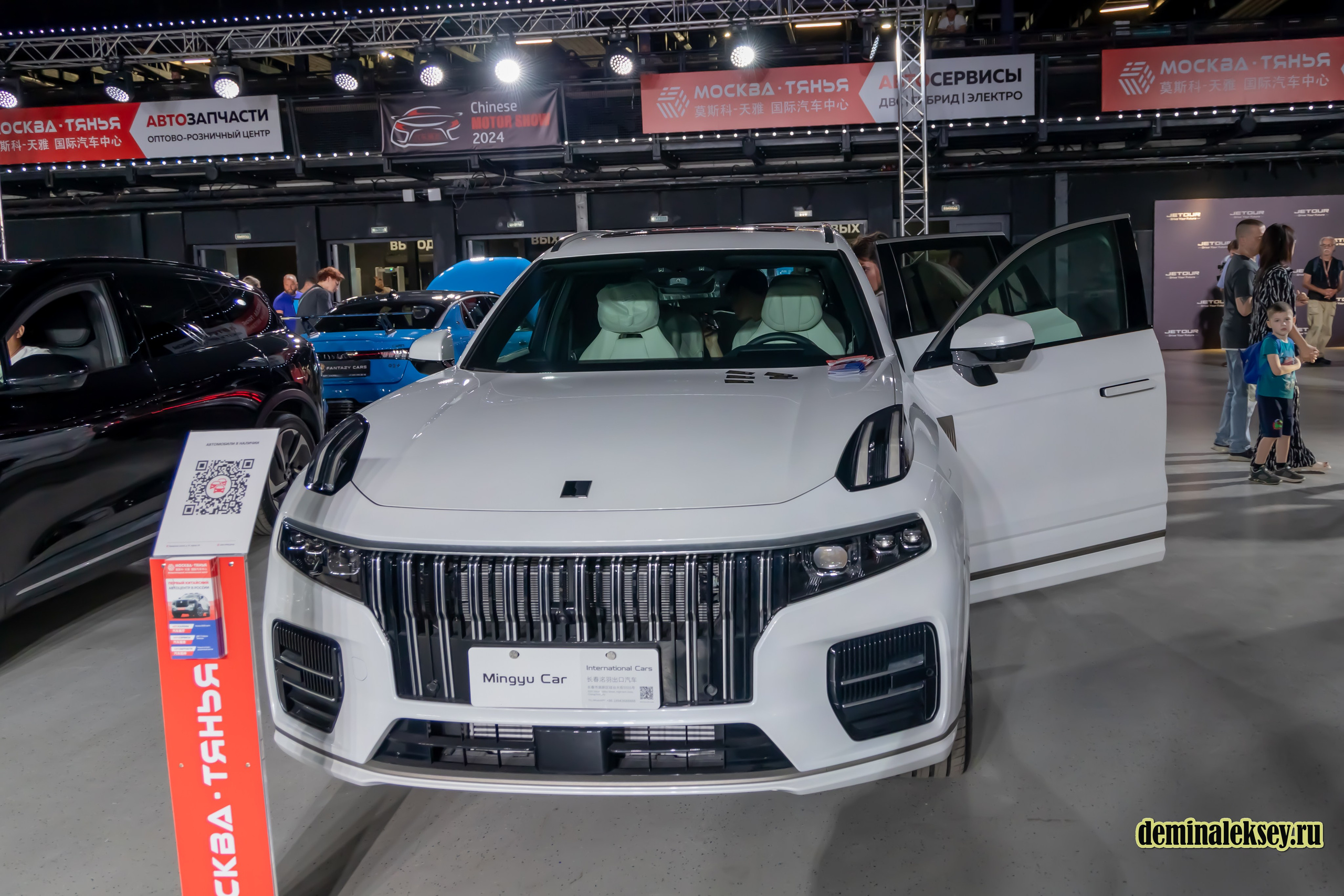 Chinese Motor Show 2024. Репортажный, семейный и студийный фотограф в Москве Демин Алексей