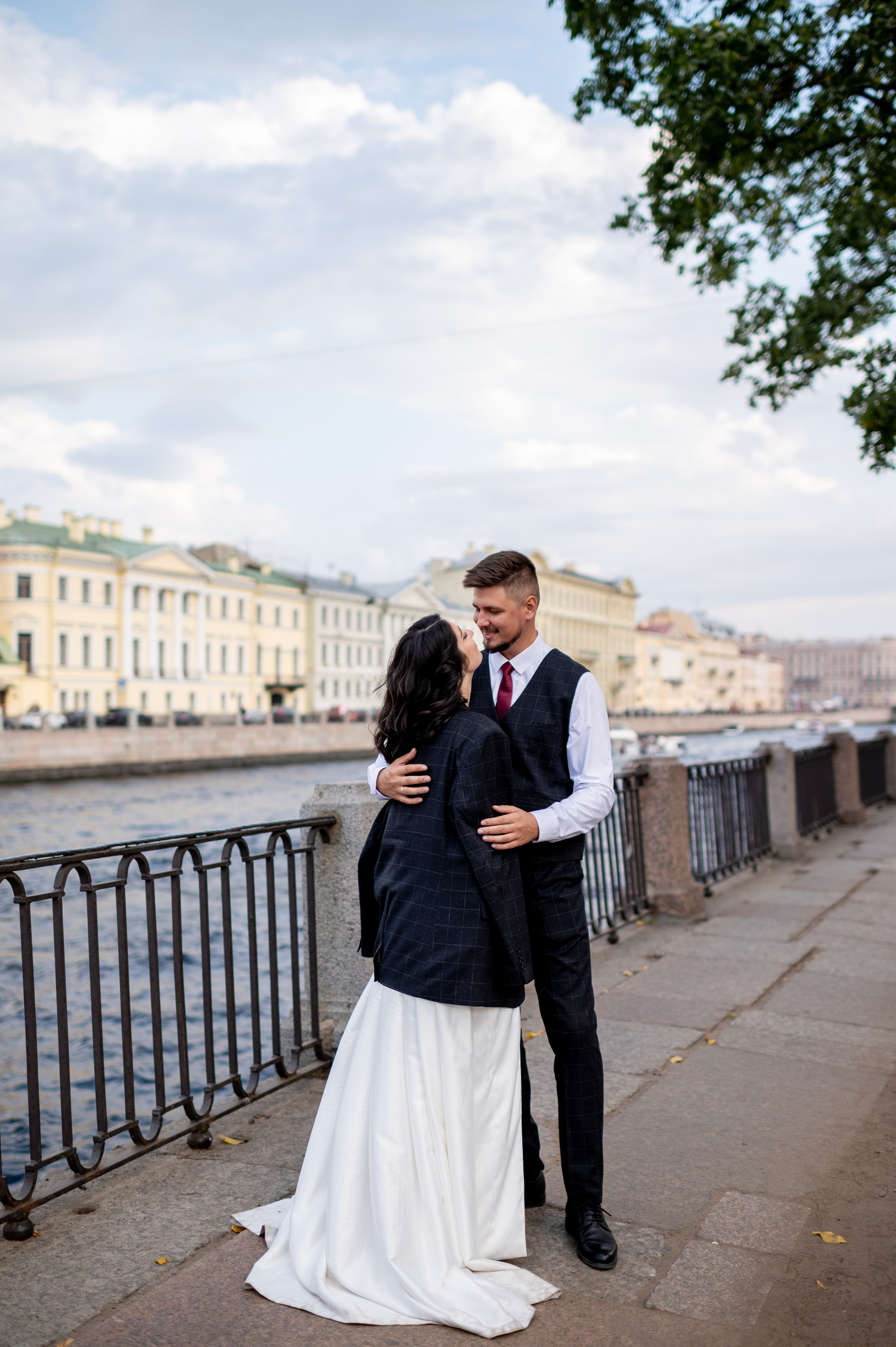 Камерная свадьба в Первом Дворце Бракосочетания №1 на Английской набережной Яны и Евгения. Портретный, семейный и свадебный фотограф в Санкт-Петербурге и в Пушкине Ширяев Денис