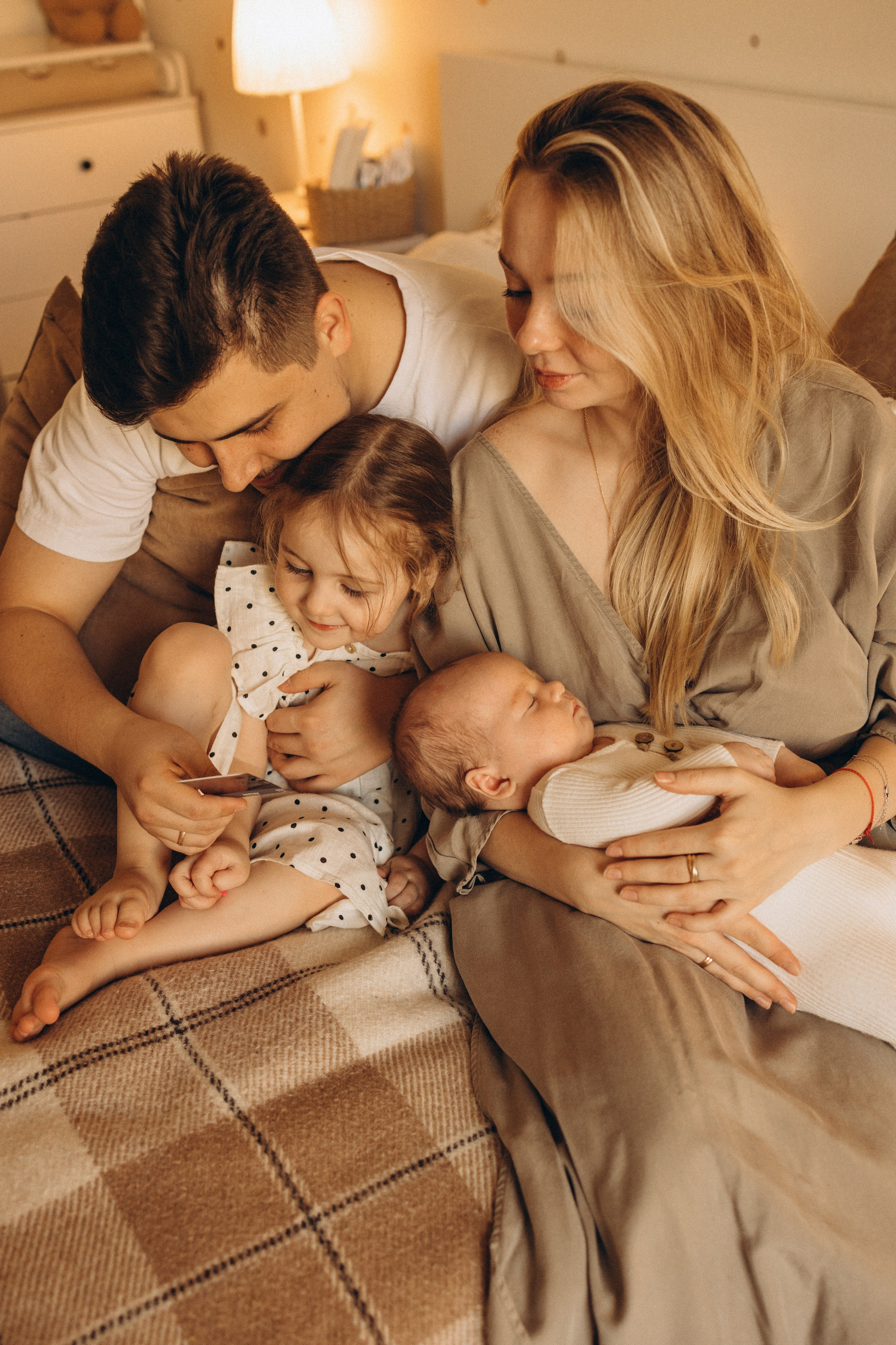 Миша, Маша, Лиза и Костя. Семейный фотограф в Москве Ксения Аганина