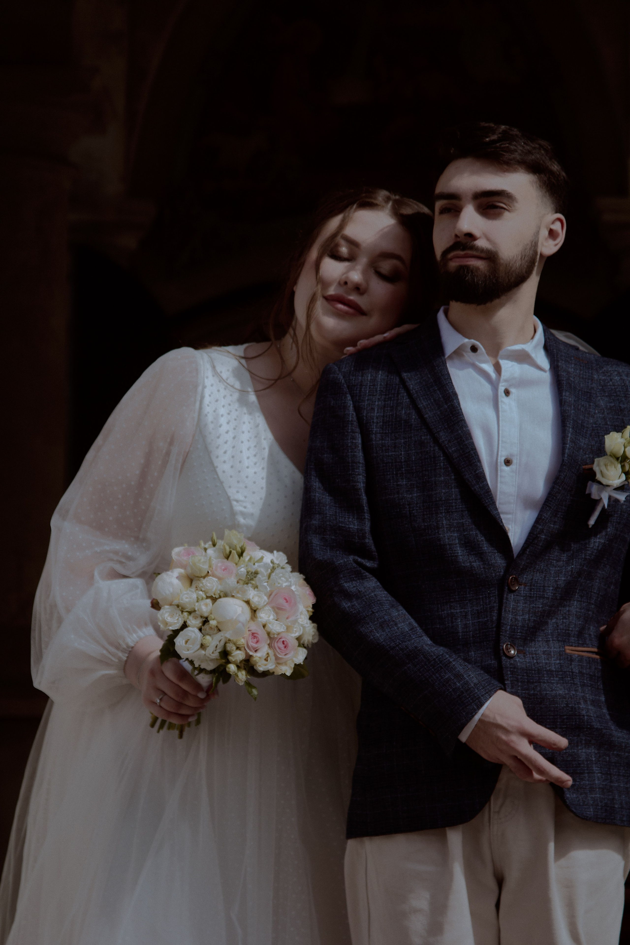 Виктория и Даниэль. Владимирский храм. Фотограф лавстори Москва/МО Приятелева Ангелина