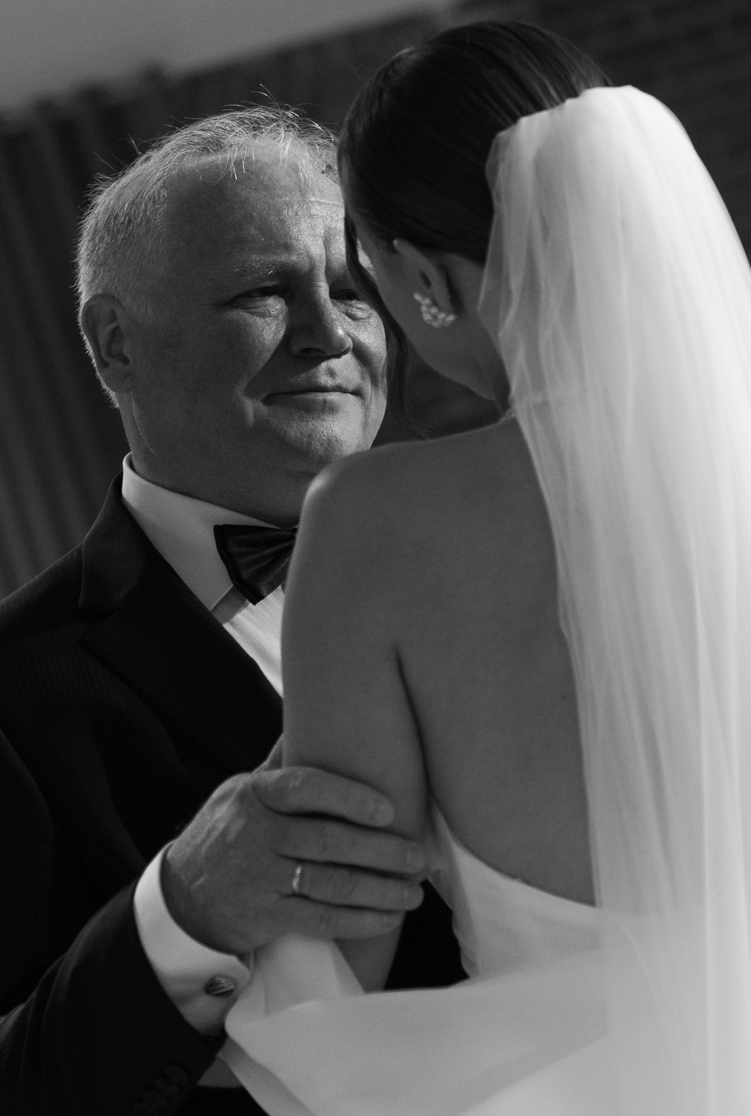 «комфорлабельно и эстетично». Свадебный фотограф Наташа Брифли