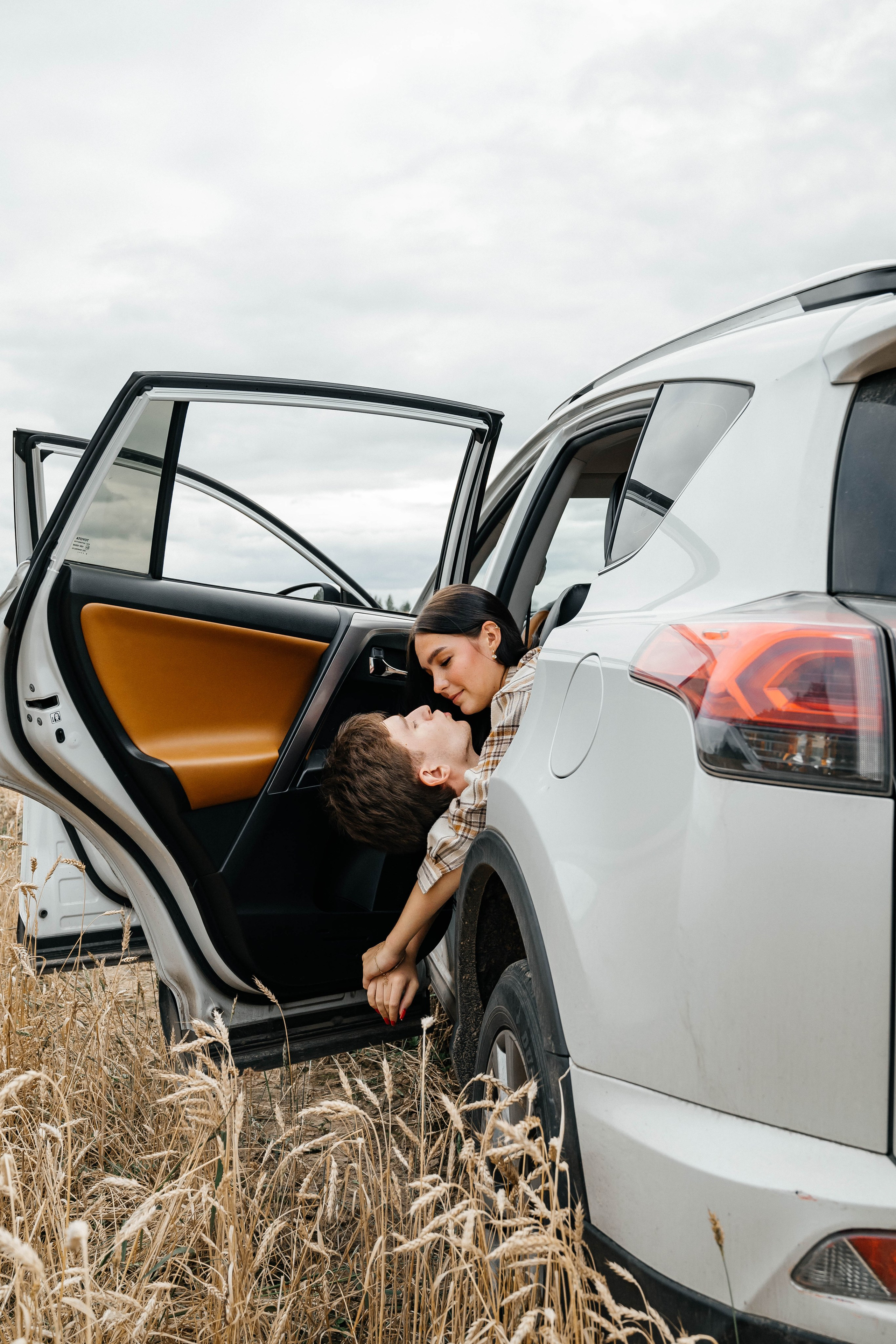 Love story для Евы и Матвея. Свадебный и семейный фотограф г. Ярославль Савинская Анастасия