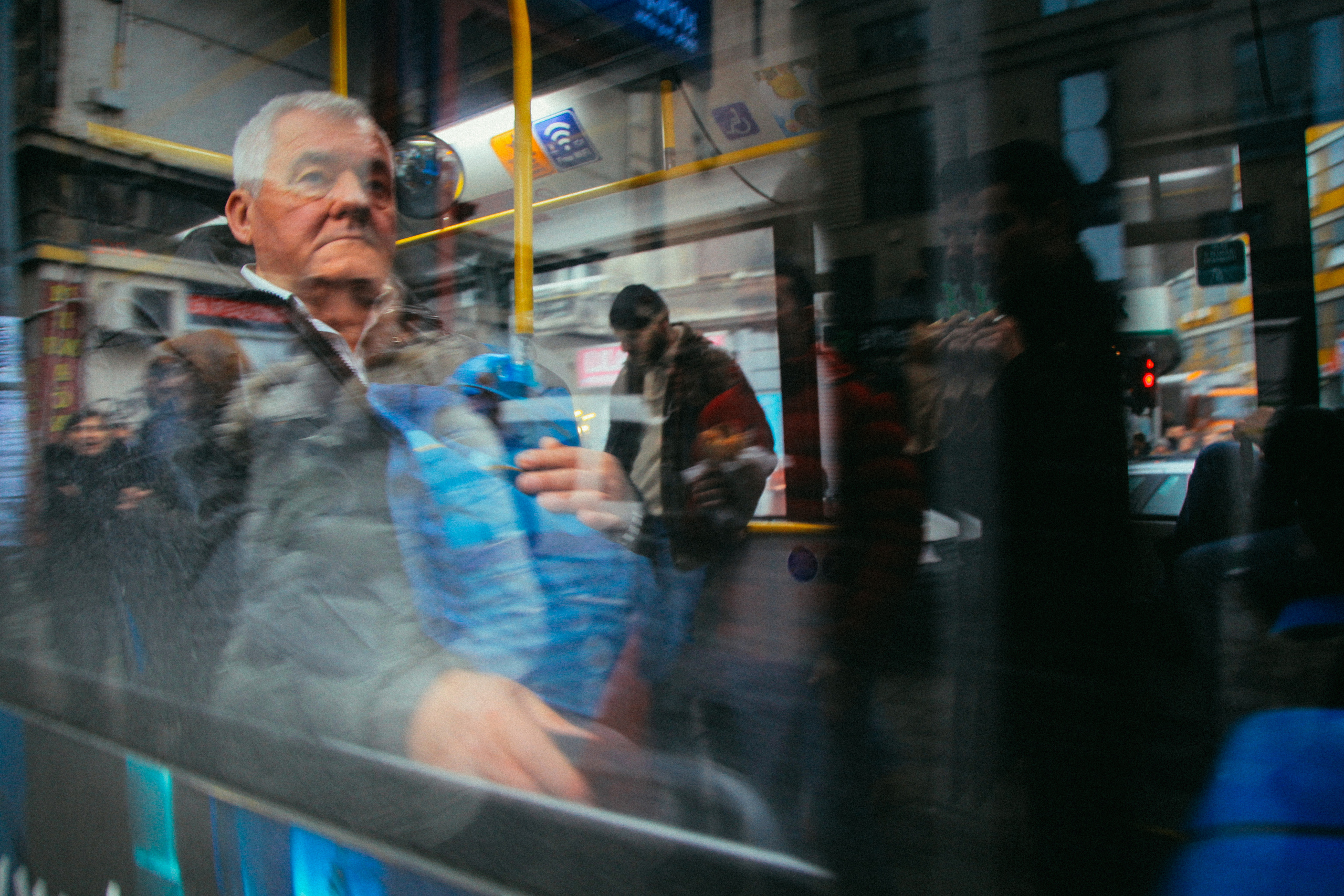 БЕЛГРАД. Стрит-фотография, полная абсурда, идиотизма и красоты