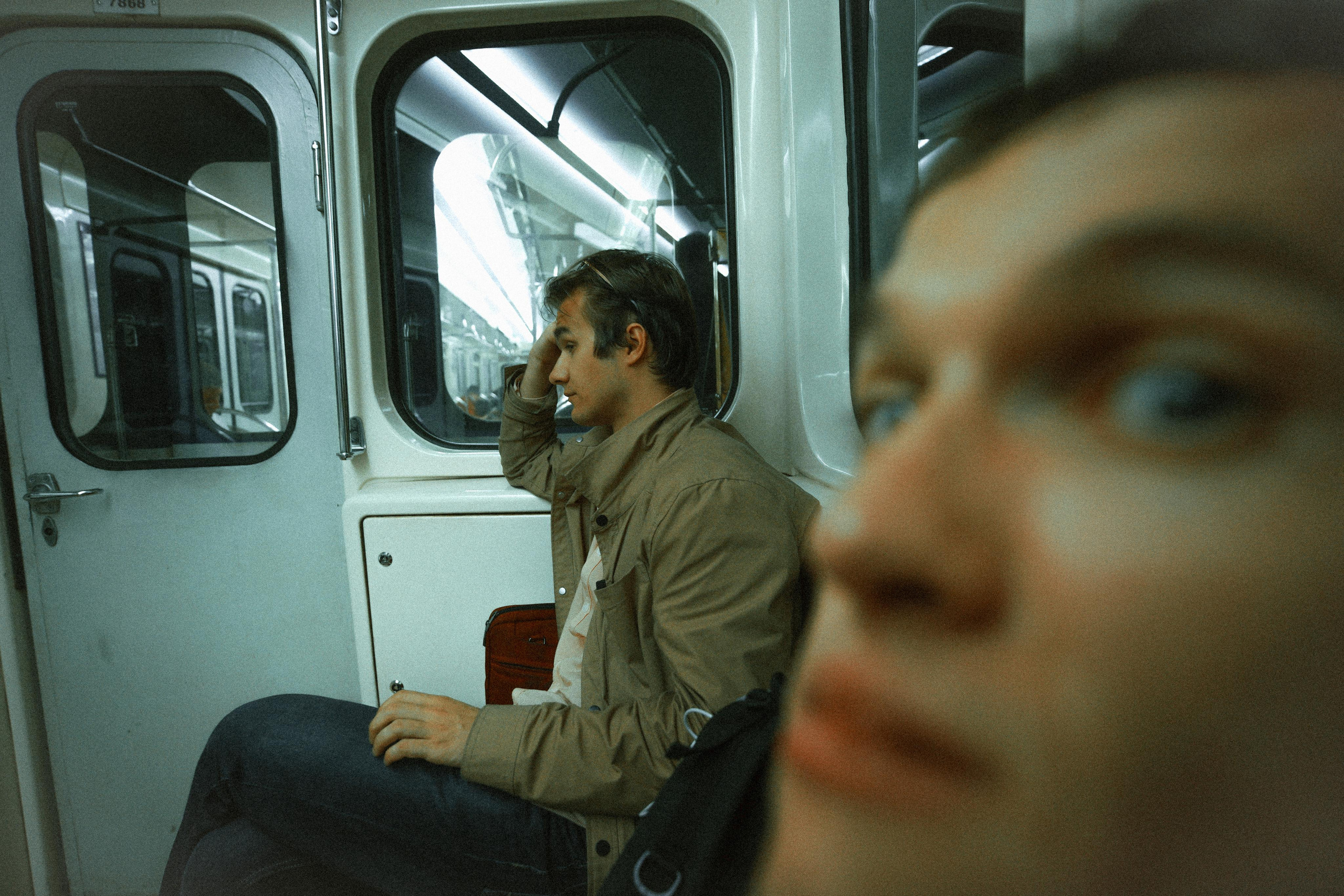 2021. Стрит-фотография, полная абсурда, идиотизма и красоты