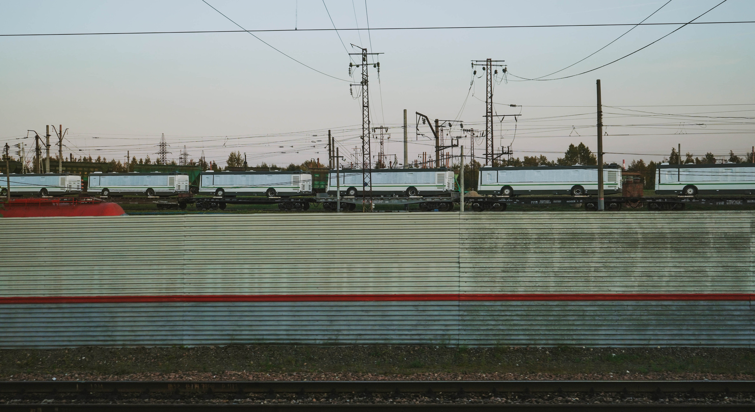 2018. Стрит-фотография, полная абсурда, идиотизма и красоты