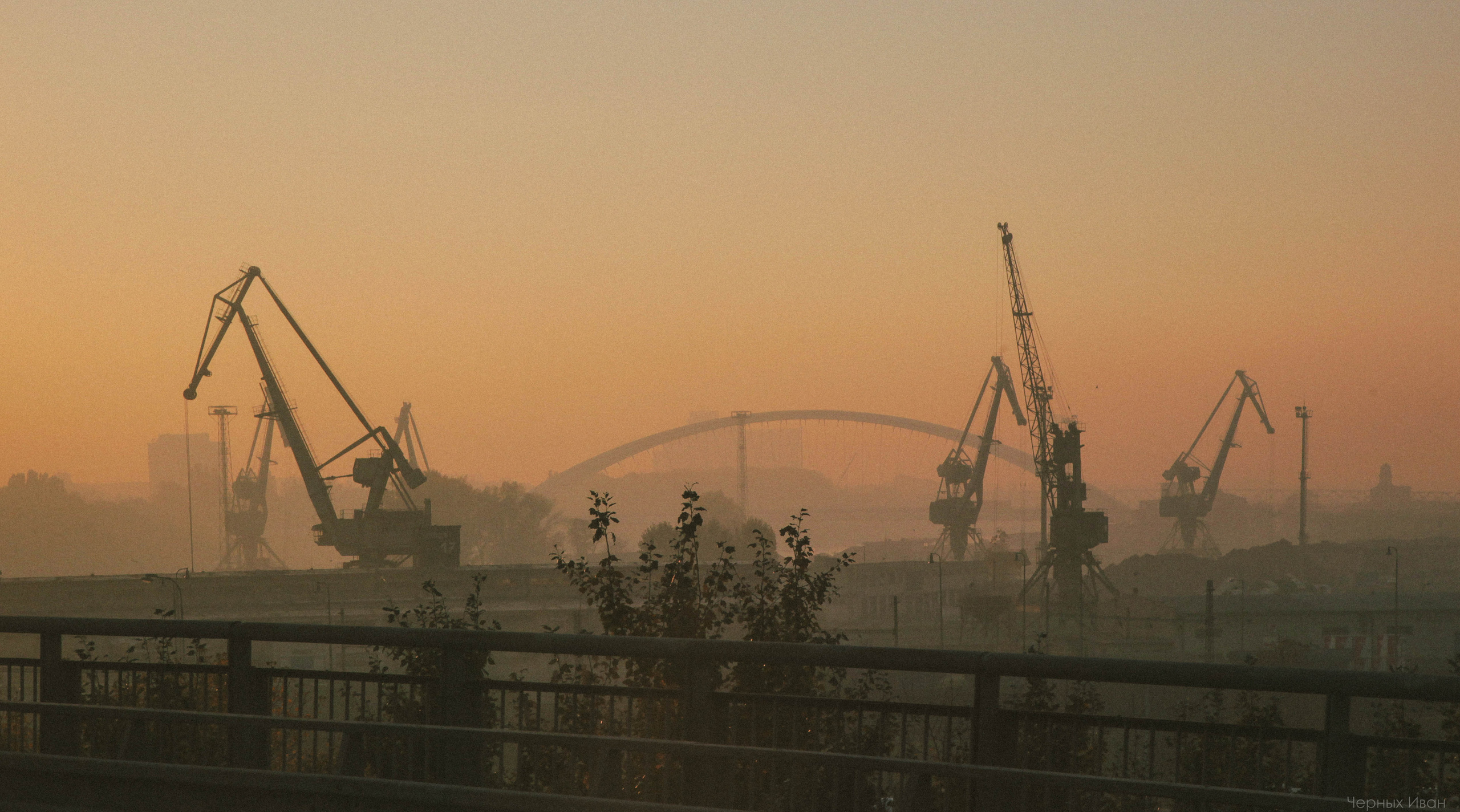 ПЕЙЗАЖИ. Стрит-фотография, полная абсурда, идиотизма и красоты