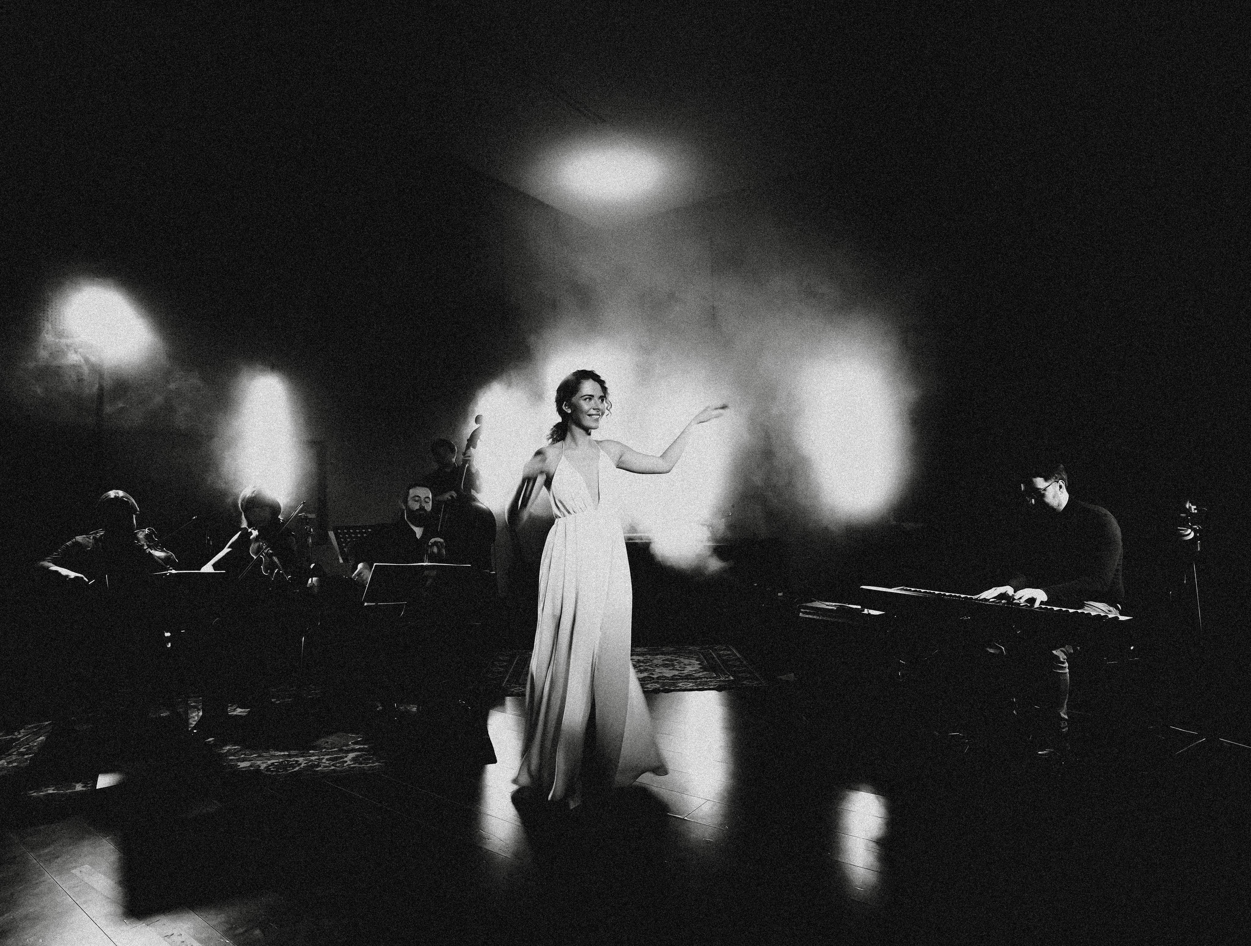 2021. Стрит-фотография, полная абсурда, идиотизма и красоты