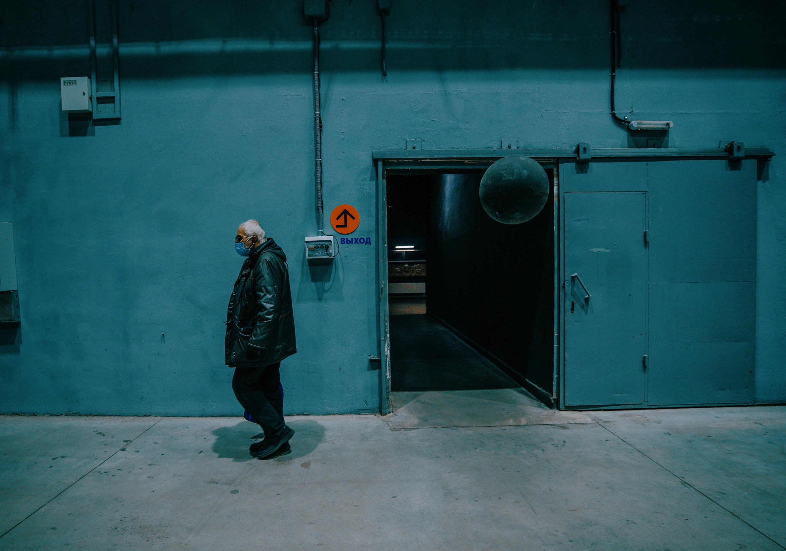 2021. Стрит-фотография, полная абсурда, идиотизма и красоты