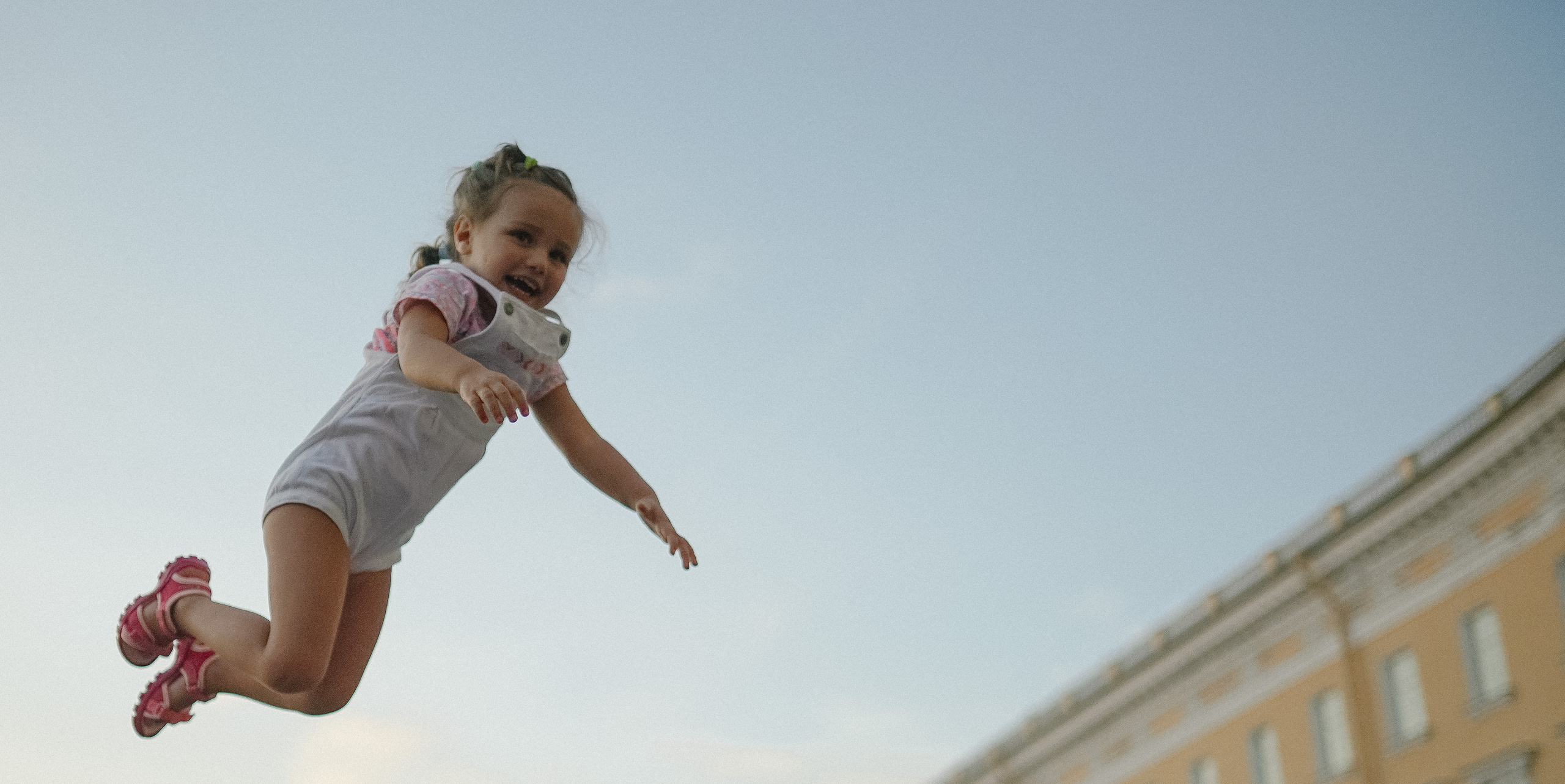 2019. Стрит-фотография, полная абсурда, идиотизма и красоты