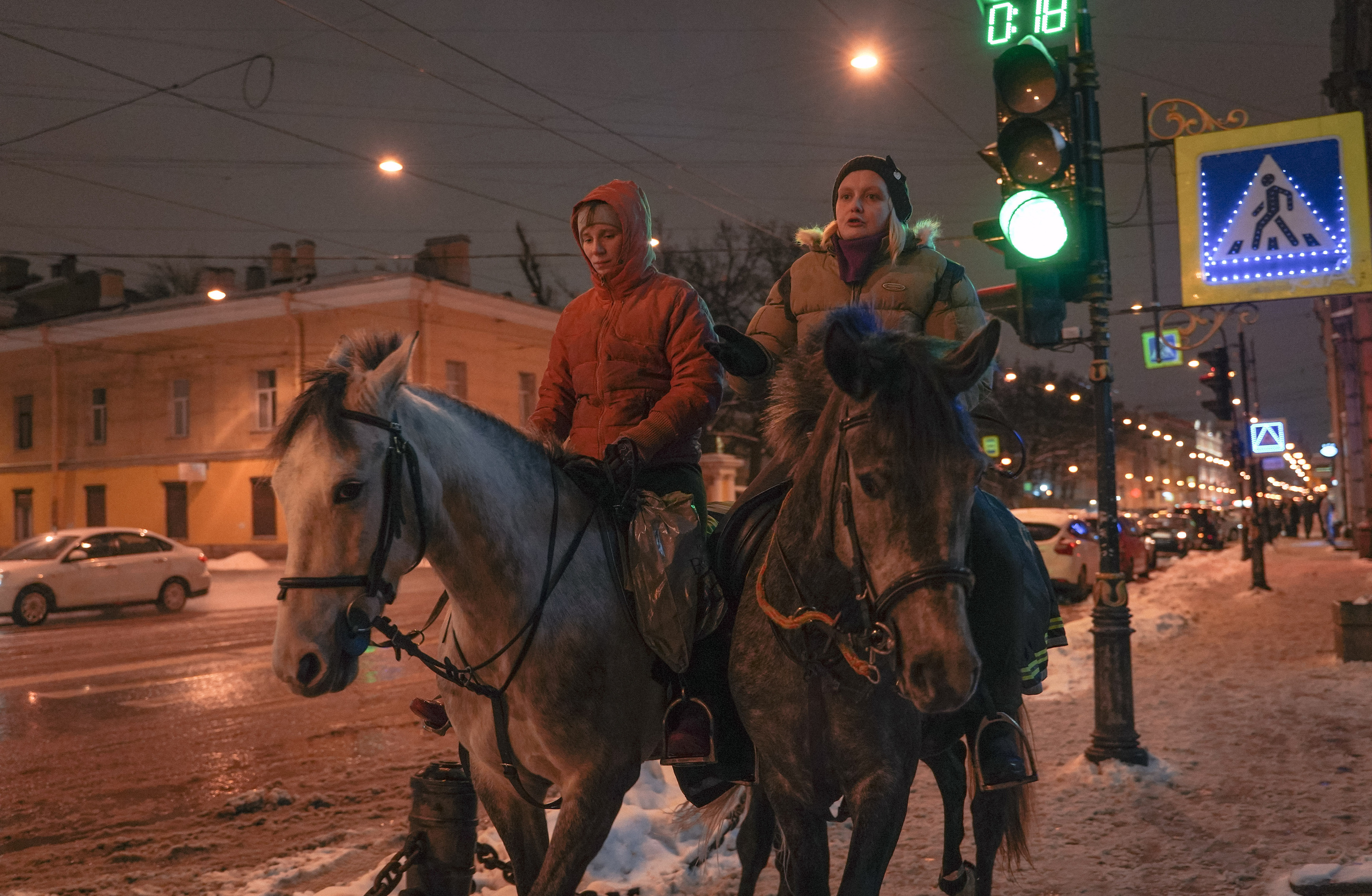 2019. Стрит-фотография, полная абсурда, идиотизма и красоты