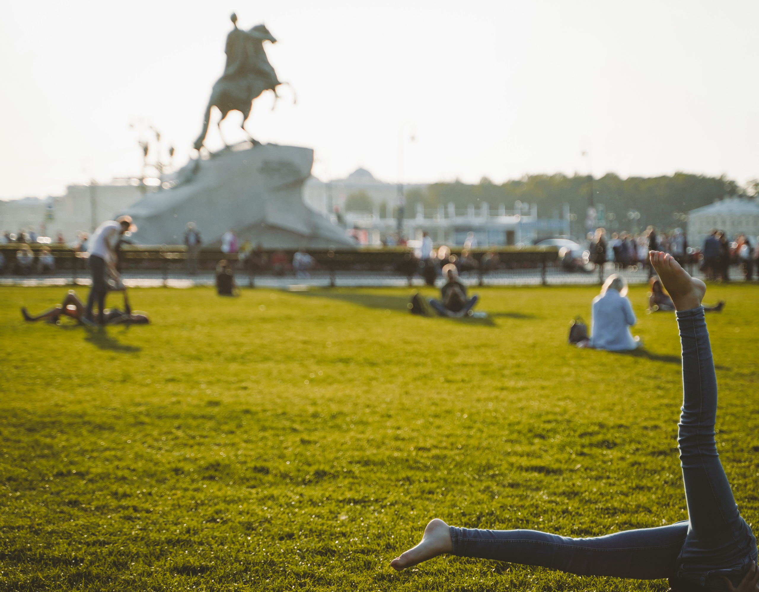 2019. Стрит-фотография, полная абсурда, идиотизма и красоты