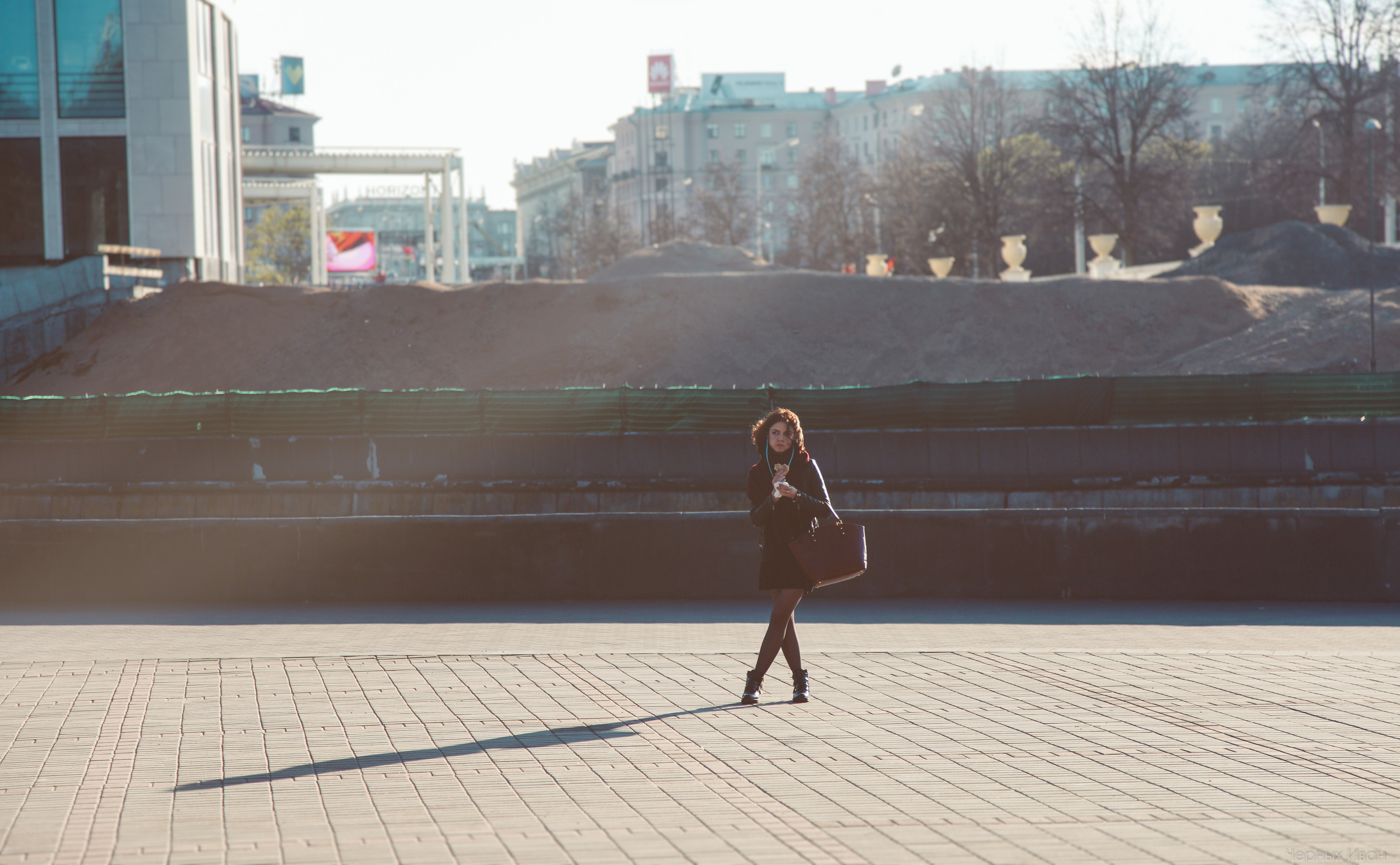 МИНСК. Стрит-фотография, полная абсурда, идиотизма и красоты
