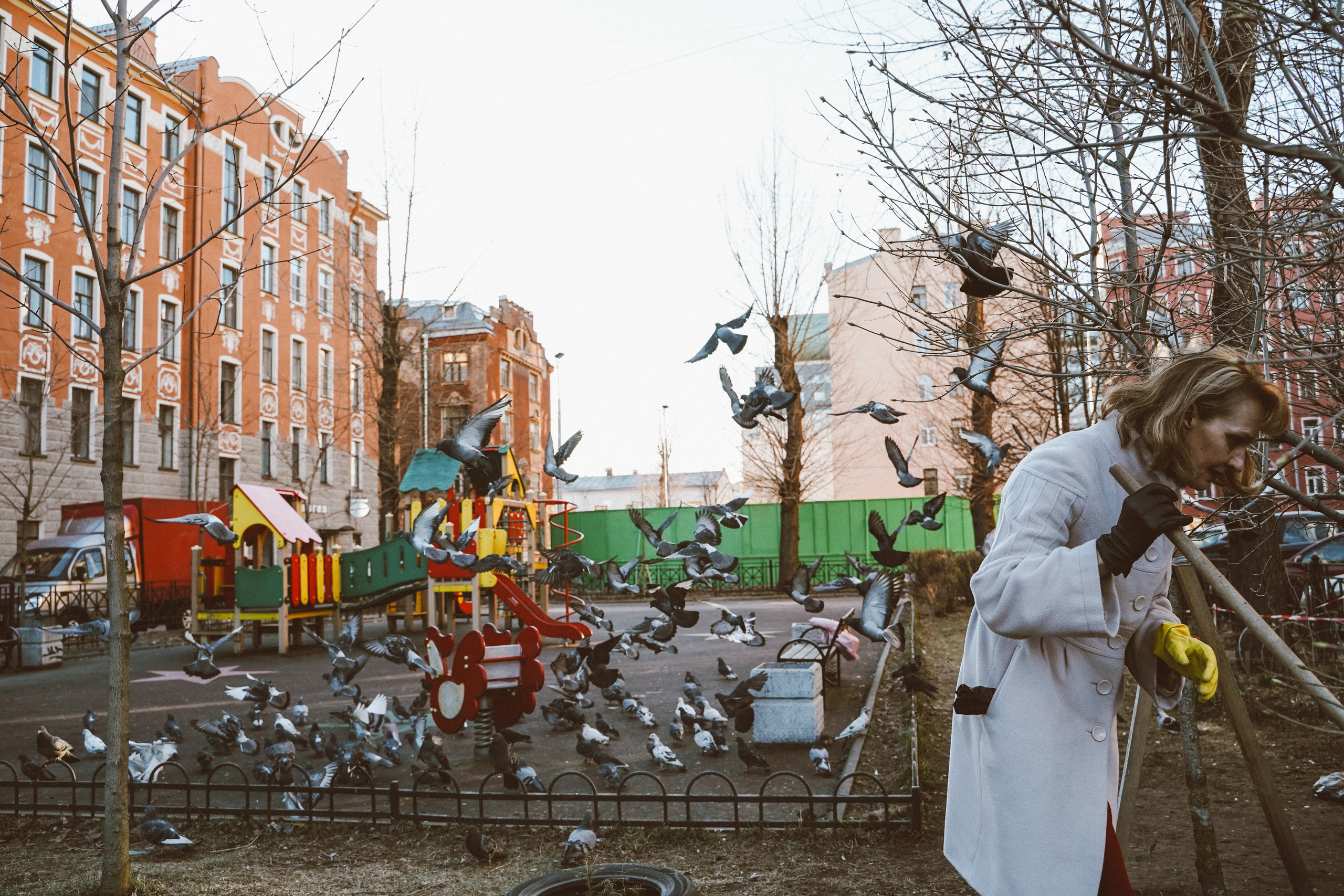 2019. Стрит-фотография, полная абсурда, идиотизма и красоты