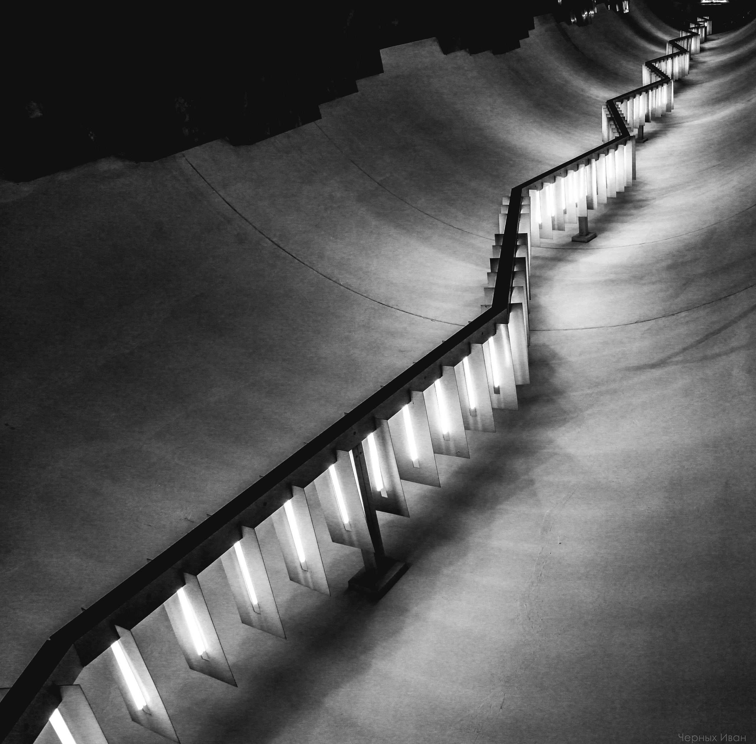 2017. Стрит-фотография, полная абсурда, идиотизма и красоты