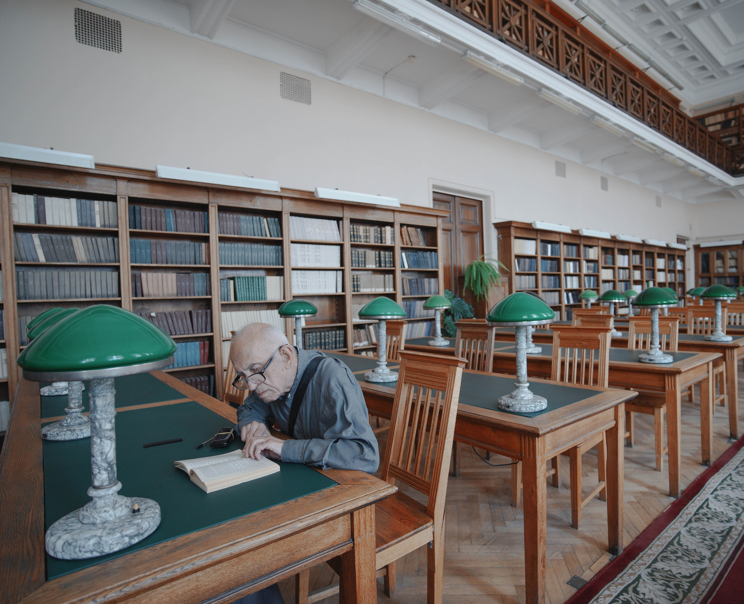 2022. Стрит-фотография, полная абсурда, идиотизма и красоты