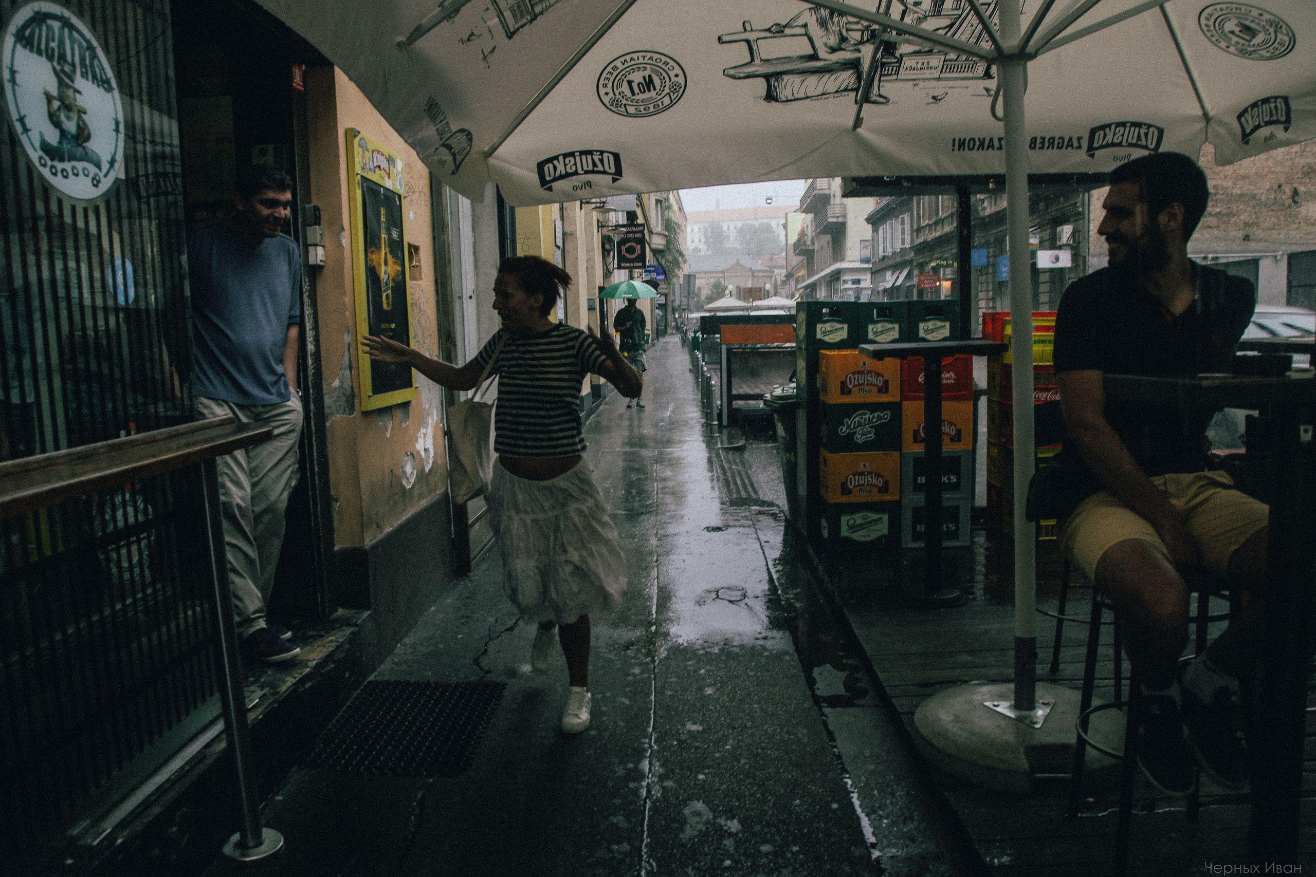 ЗАГРЕБ. Стрит-фотография, полная абсурда, идиотизма и красоты