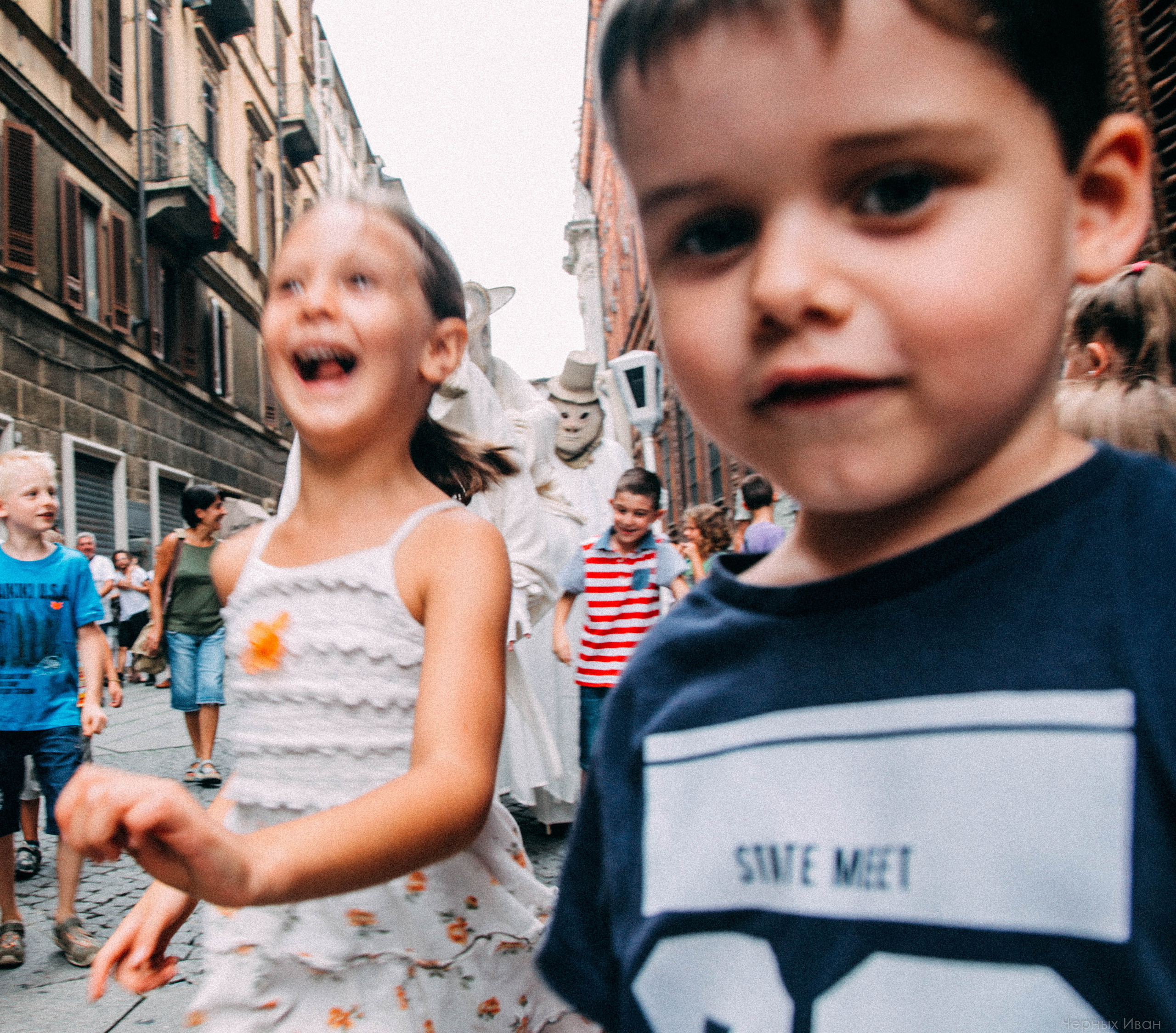 ИТАЛИЯ. Стрит-фотография, полная абсурда, идиотизма и красоты