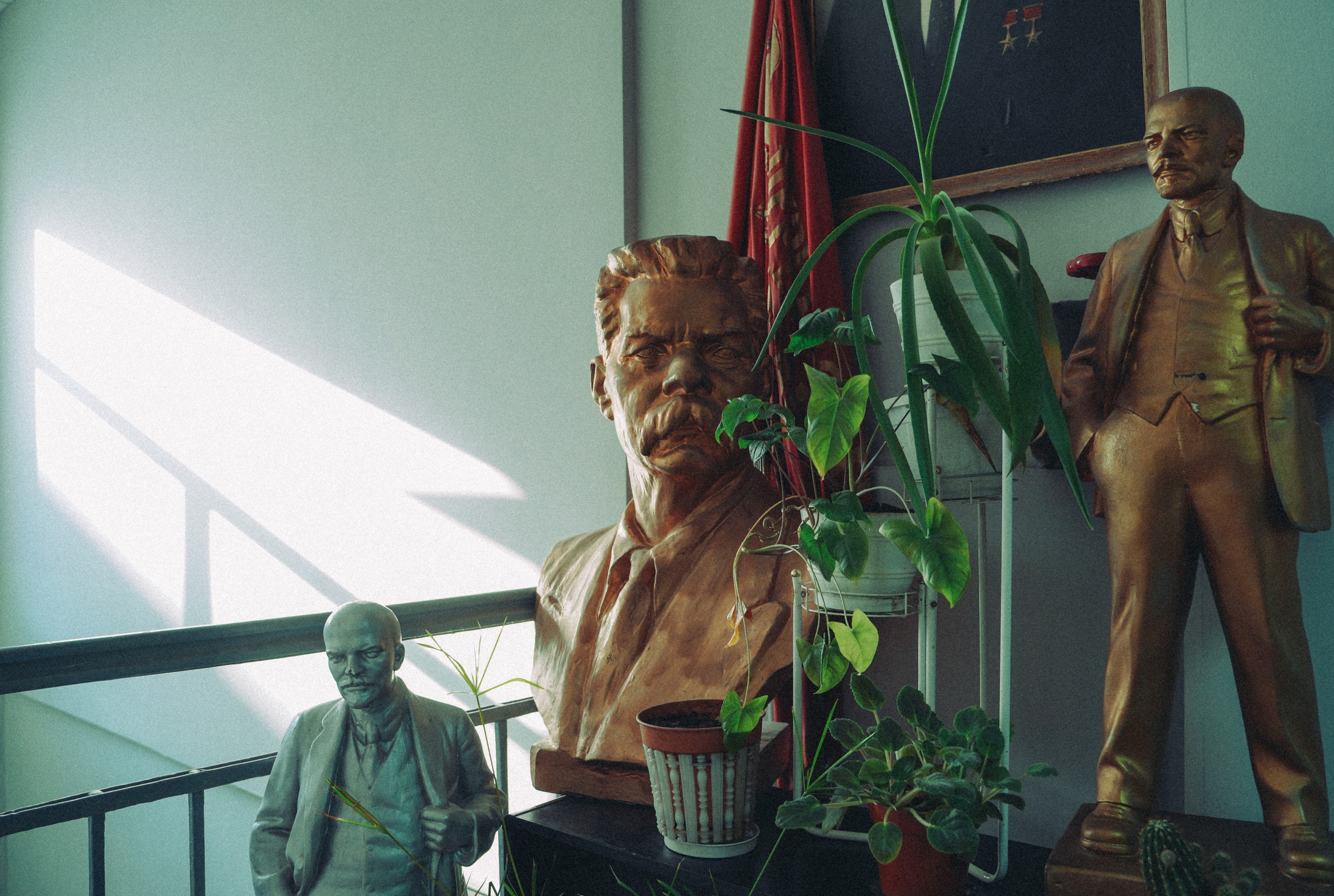 2019. Стрит-фотография, полная абсурда, идиотизма и красоты