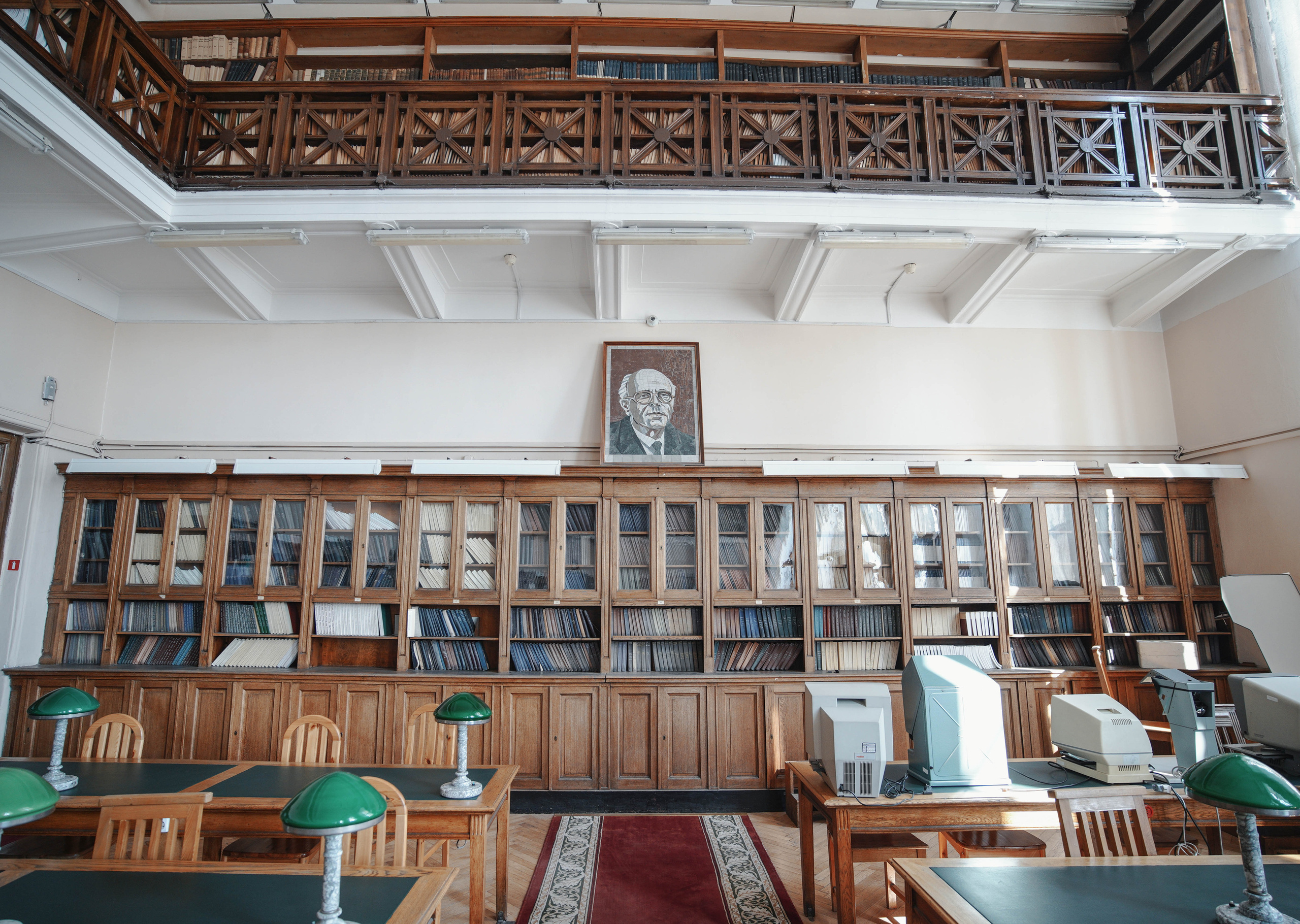 2022. Стрит-фотография, полная абсурда, идиотизма и красоты