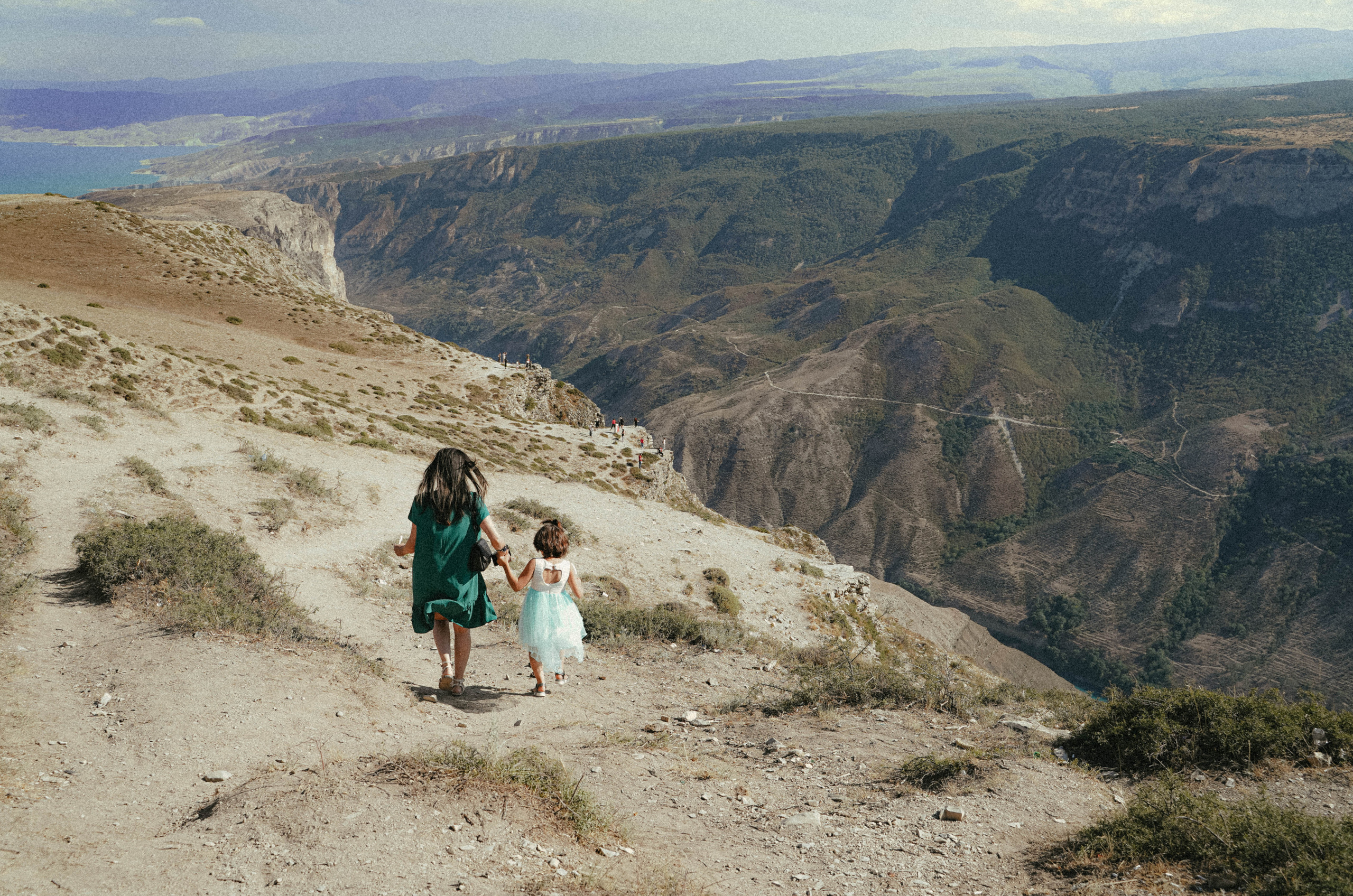 СЕВКАВ. Стрит-фотография, полная абсурда, идиотизма и красоты