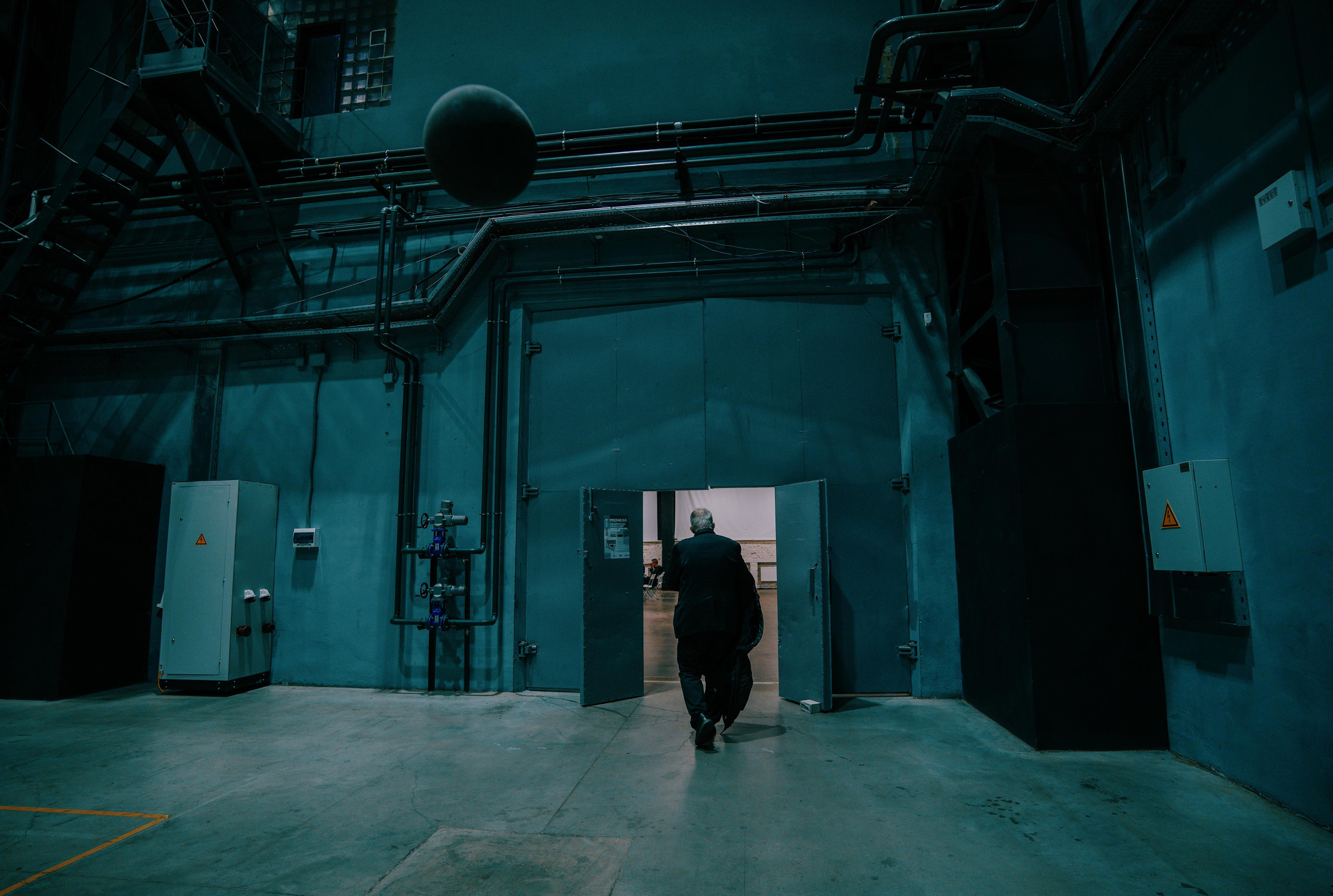 2021. Стрит-фотография, полная абсурда, идиотизма и красоты