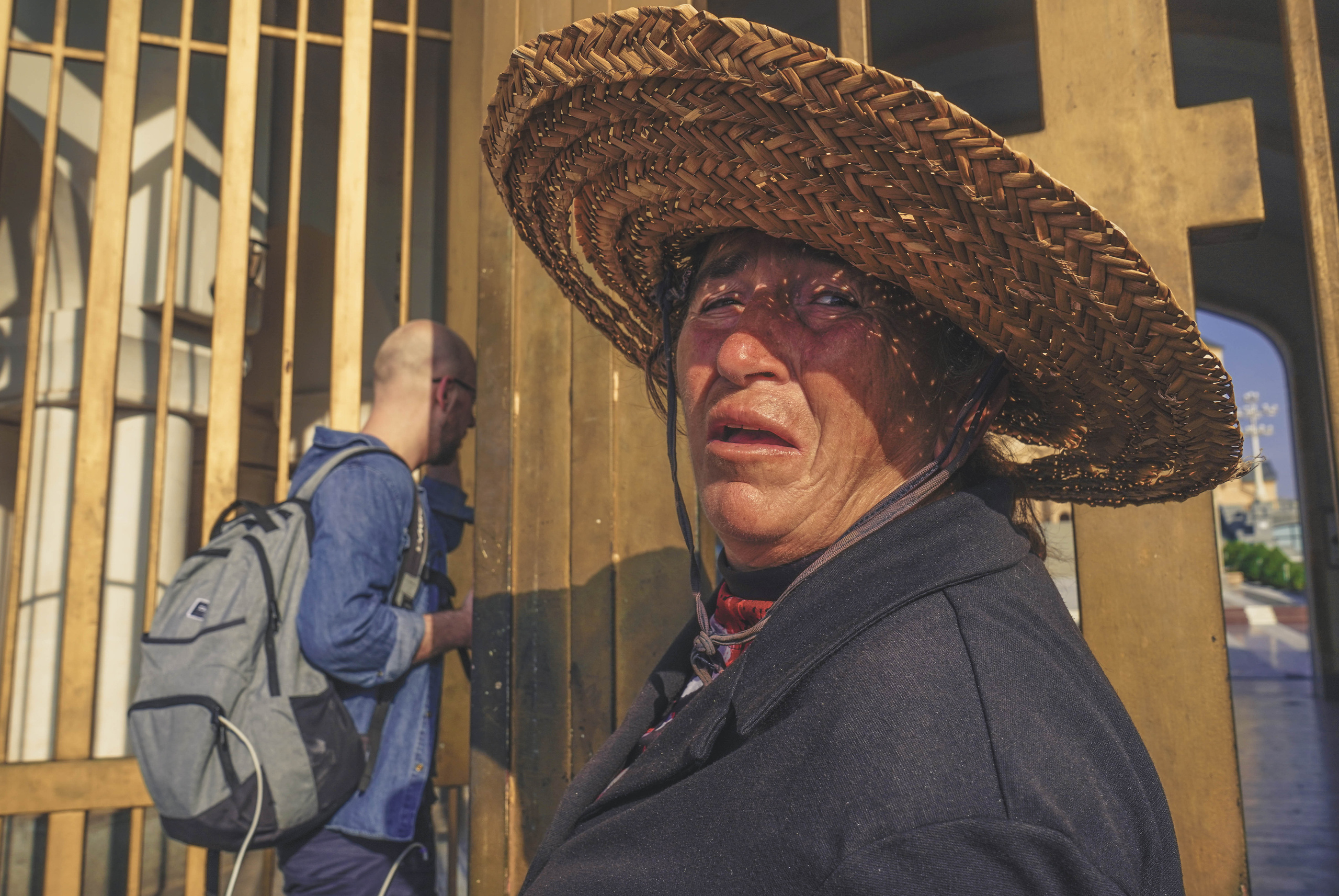 ГРУЗИЯ. Стрит-фотография, полная абсурда, идиотизма и красоты