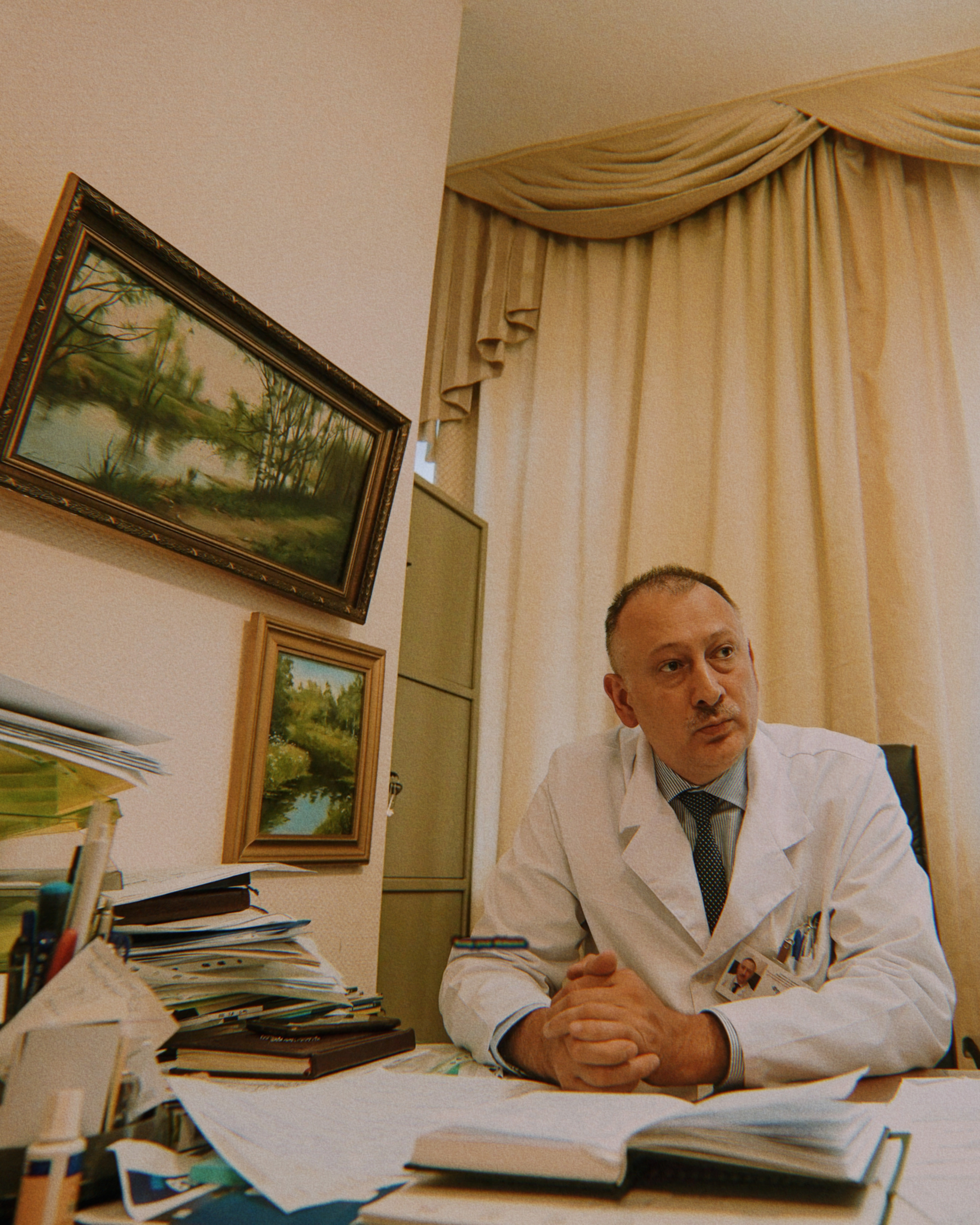 Наука. Стрит-фотография, полная абсурда, идиотизма и красоты