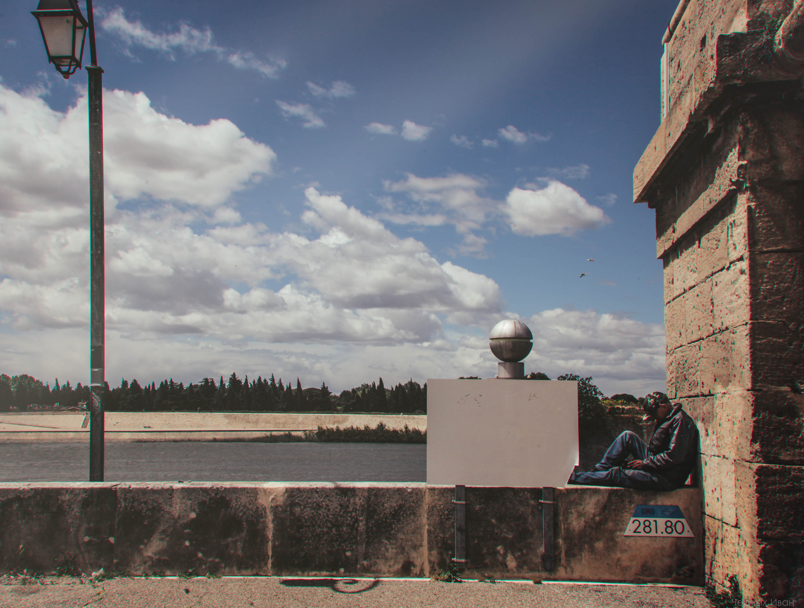 ФРАНЦИЯ. Стрит-фотография, полная абсурда, идиотизма и красоты