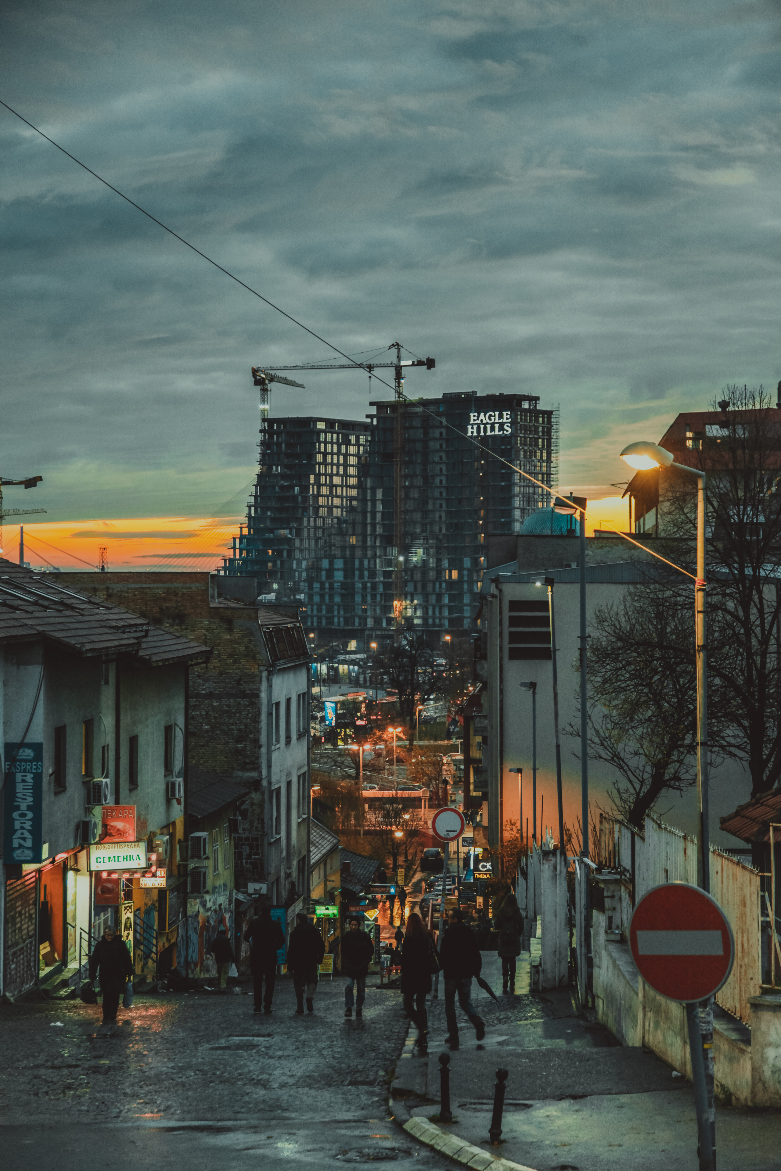 БЕЛГРАД. Стрит-фотография, полная абсурда, идиотизма и красоты