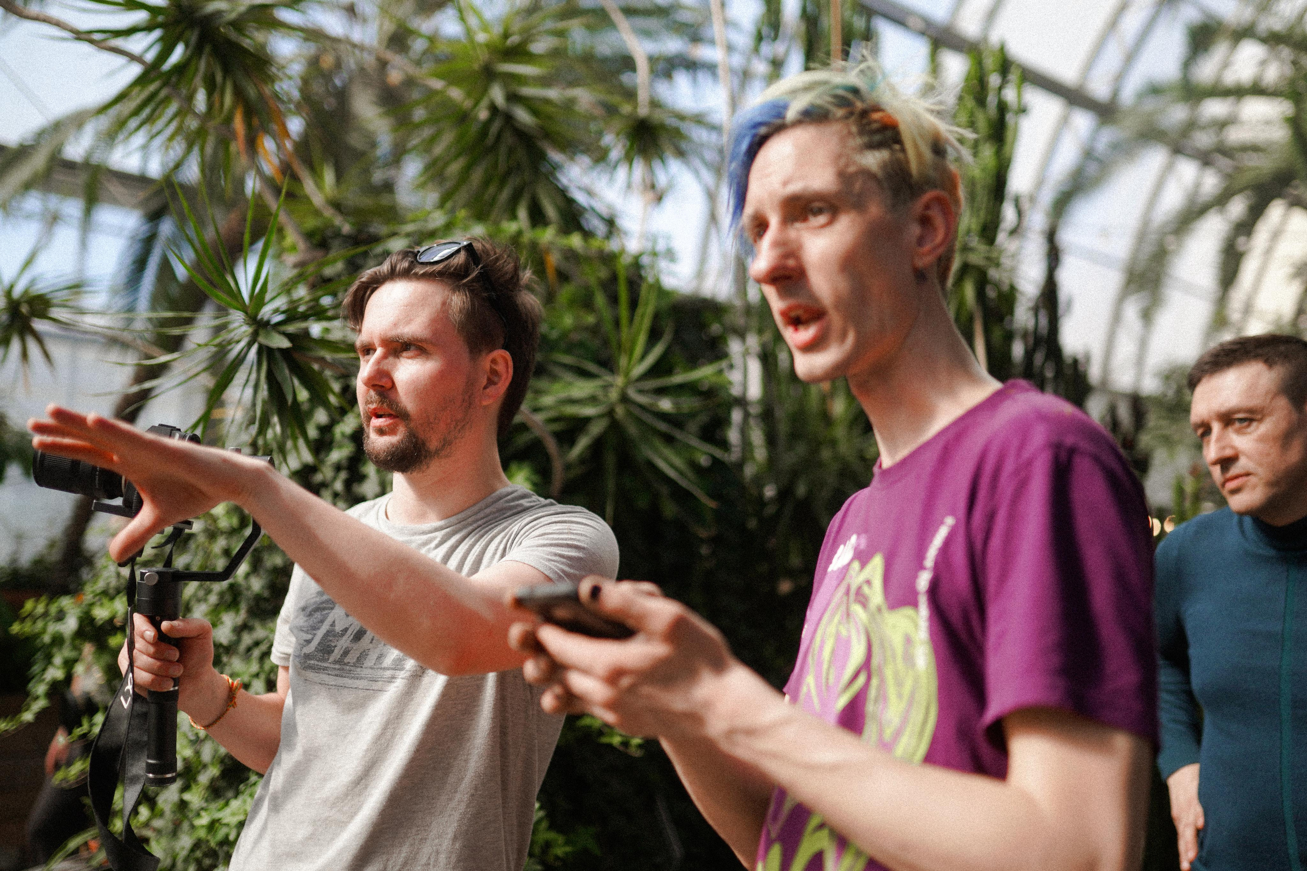 2021. Стрит-фотография, полная абсурда, идиотизма и красоты