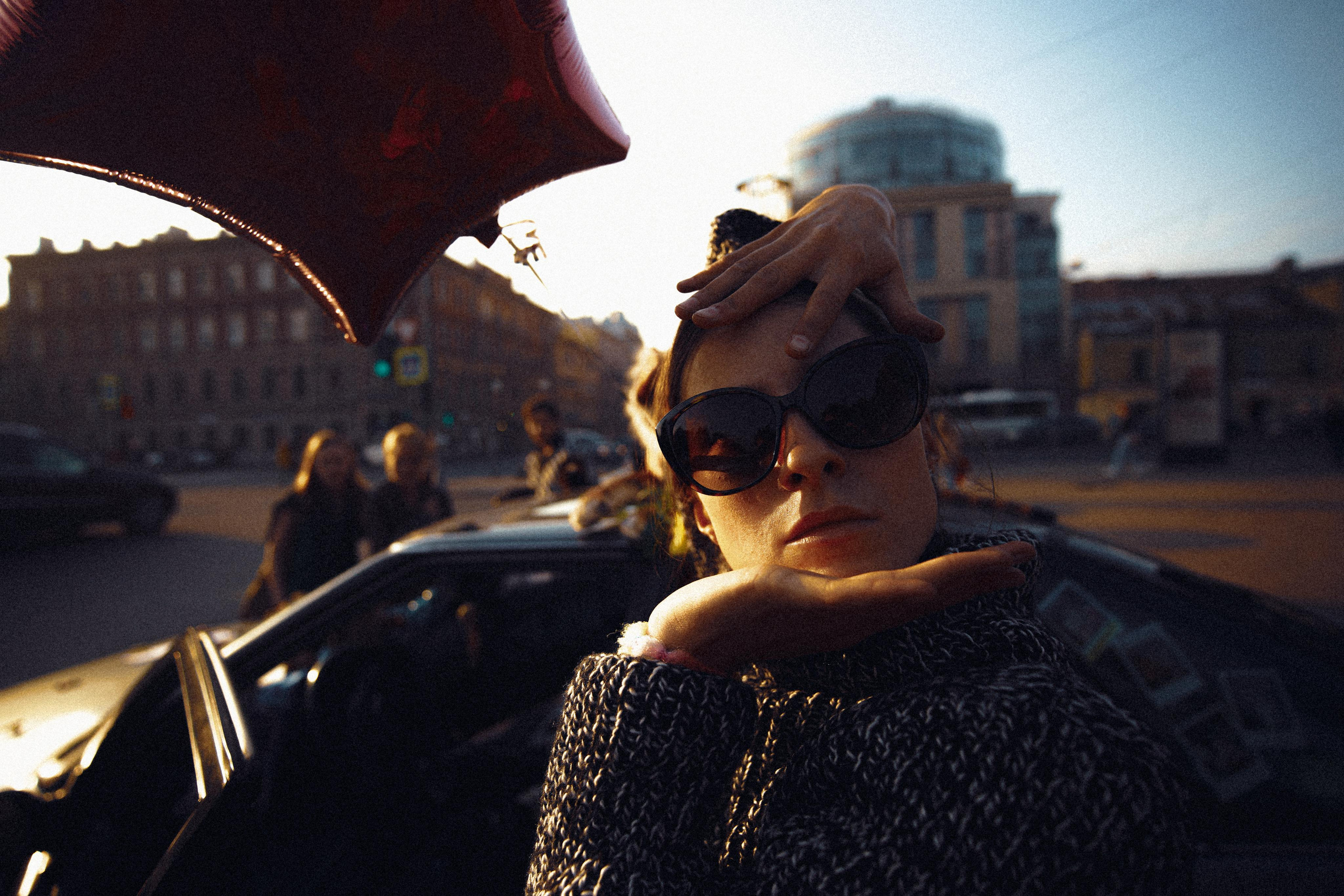 МАГЕЛАТ. Стрит-фотография, полная абсурда, идиотизма и красоты