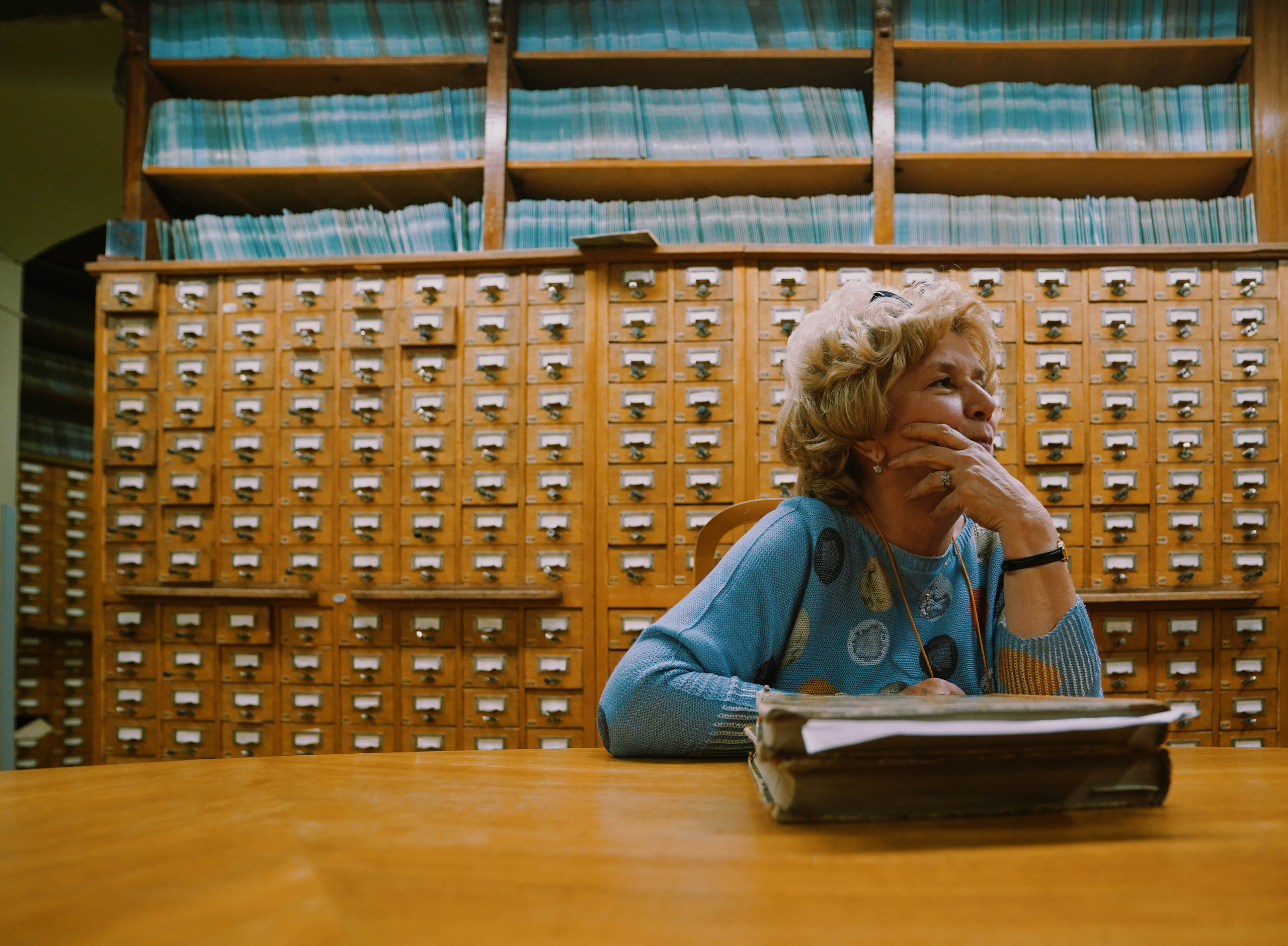 2022. Стрит-фотография, полная абсурда, идиотизма и красоты