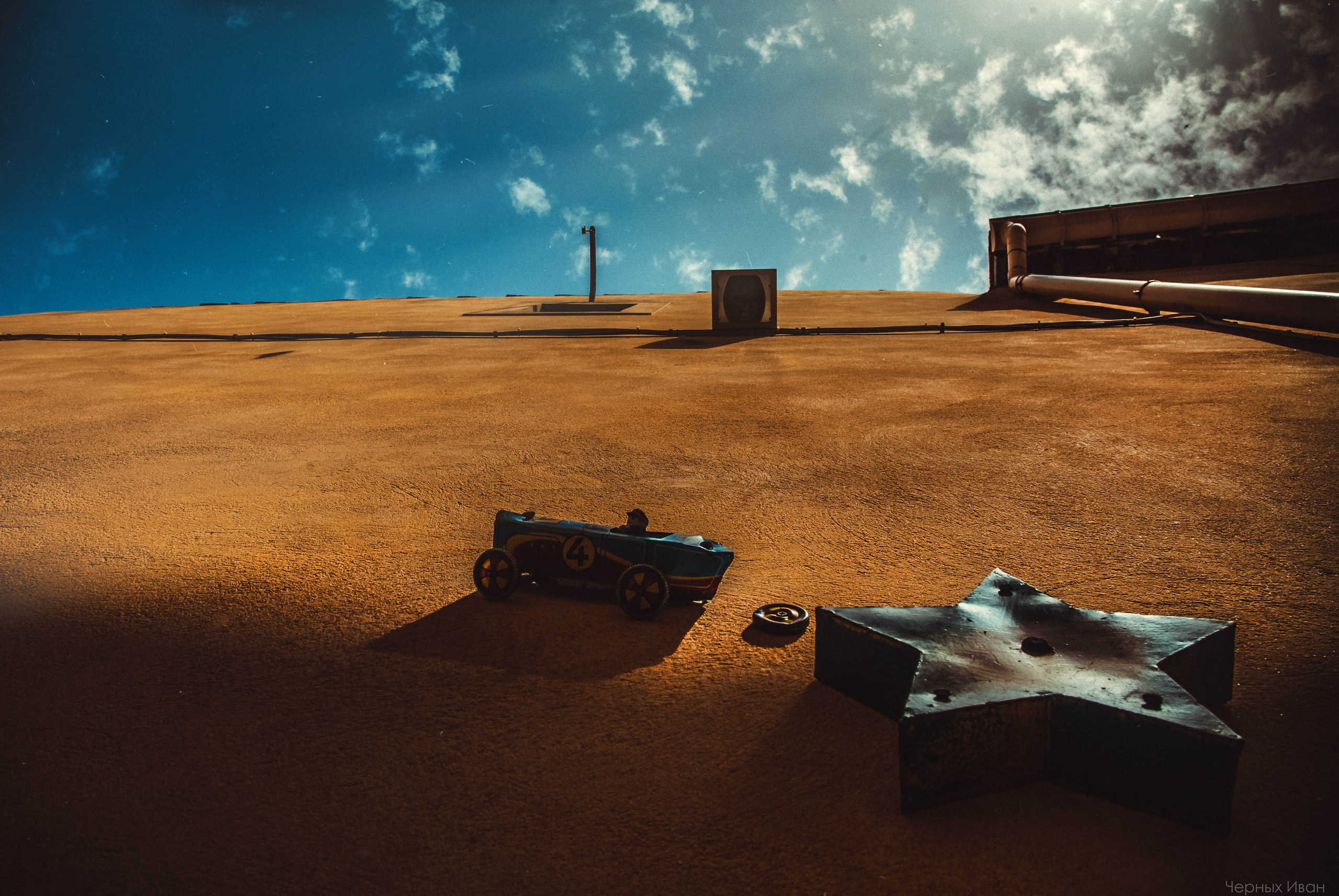 ФРАНЦИЯ. Стрит-фотография, полная абсурда, идиотизма и красоты