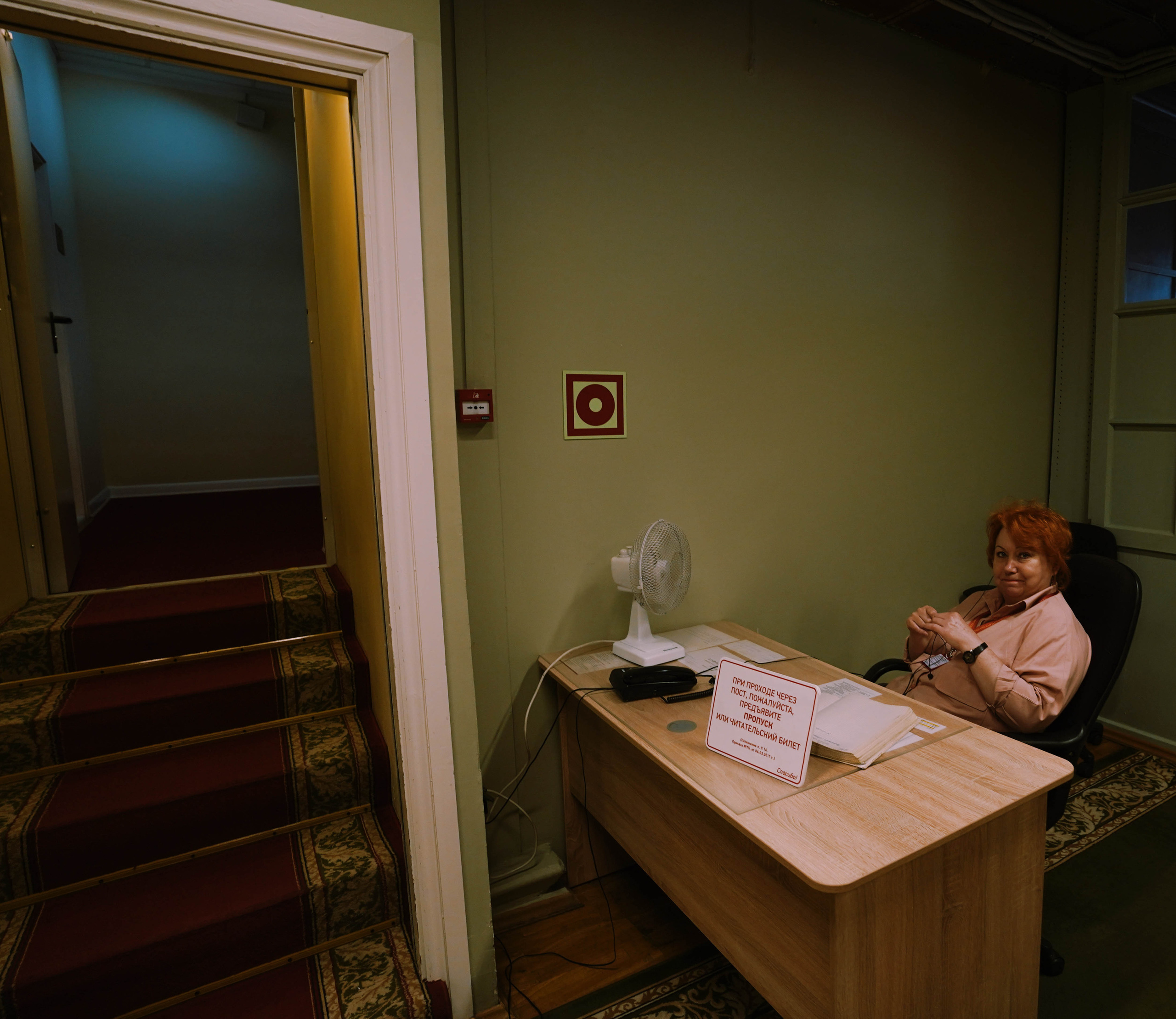 2022. Стрит-фотография, полная абсурда, идиотизма и красоты