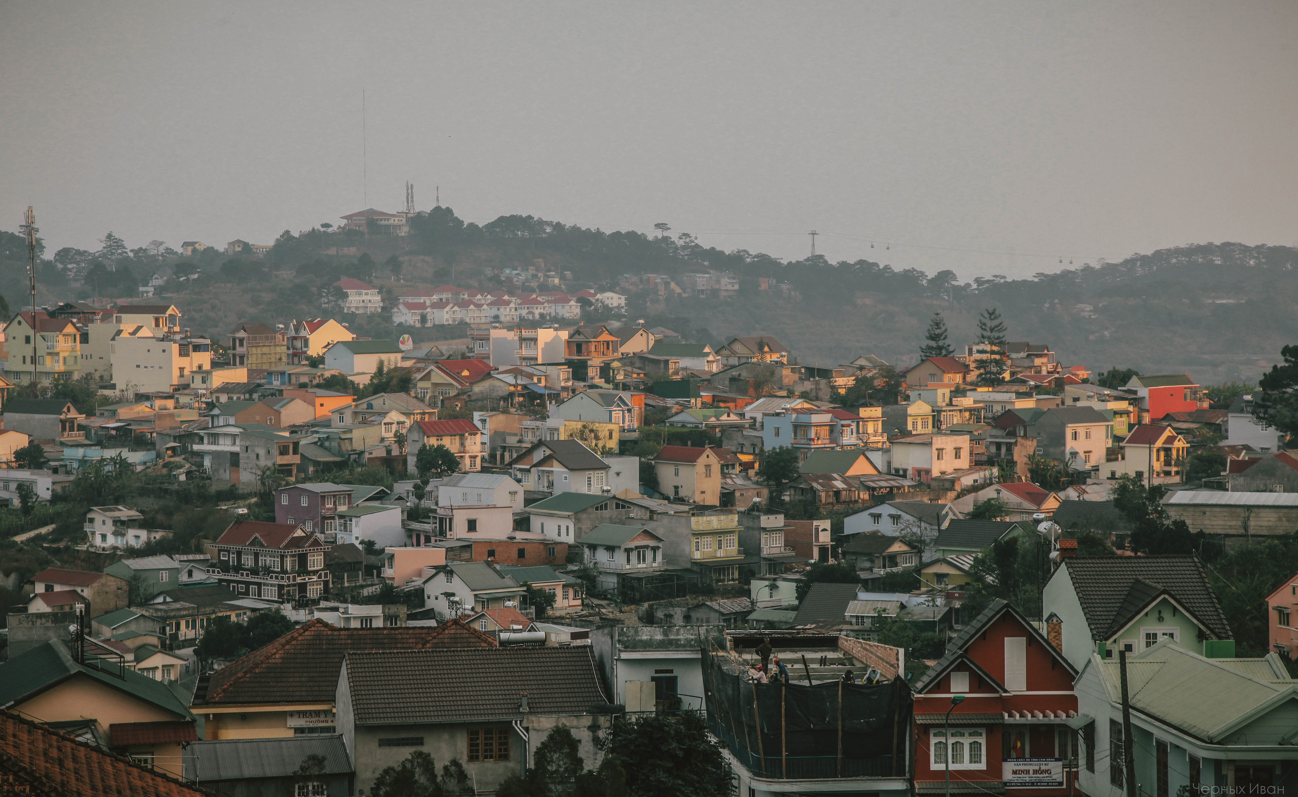 ПЕЙЗАЖИ. Стрит-фотография, полная абсурда, идиотизма и красоты