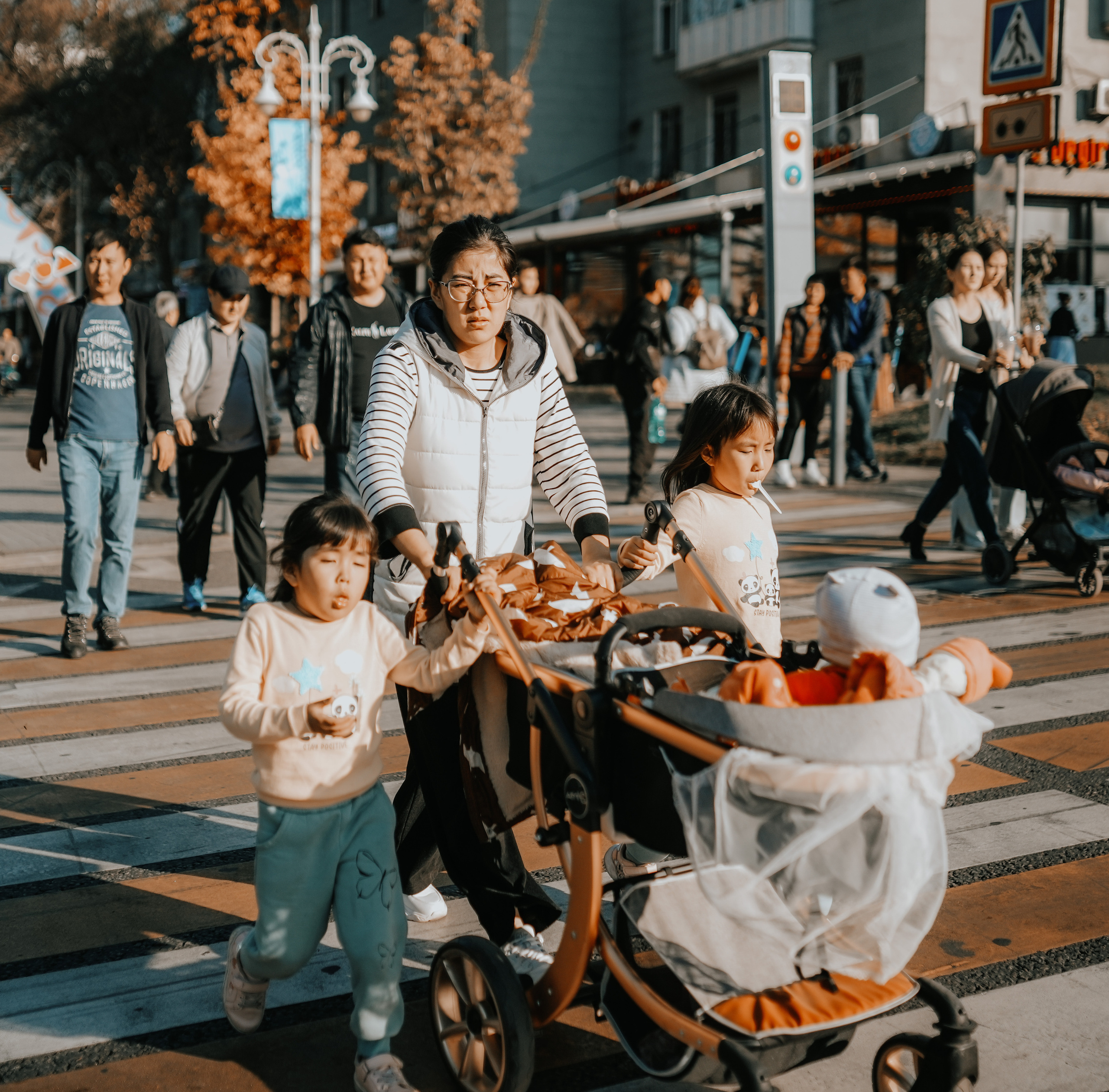 КАЗАХСТАН. Стрит-фотография, полная абсурда, идиотизма и красоты