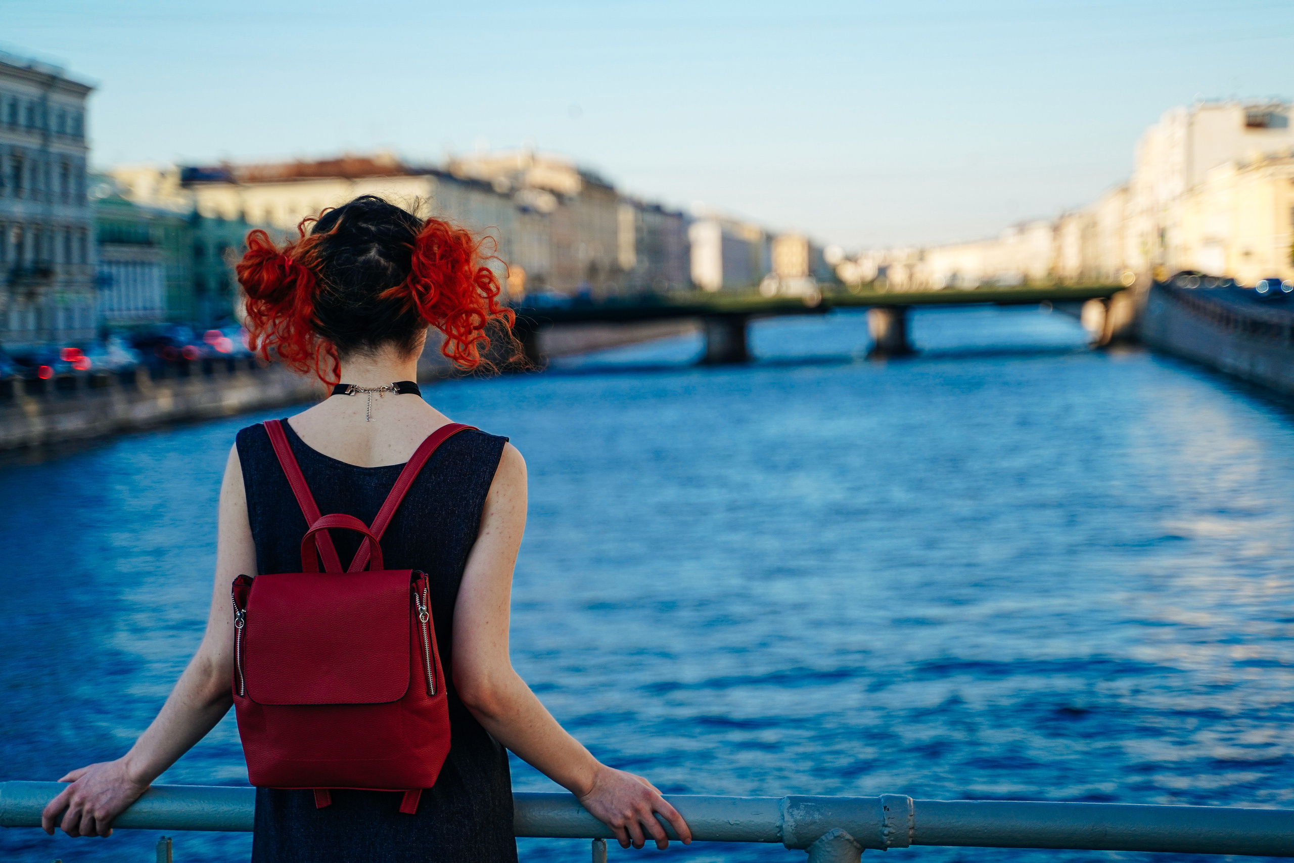 2020. Стрит-фотография, полная абсурда, идиотизма и красоты