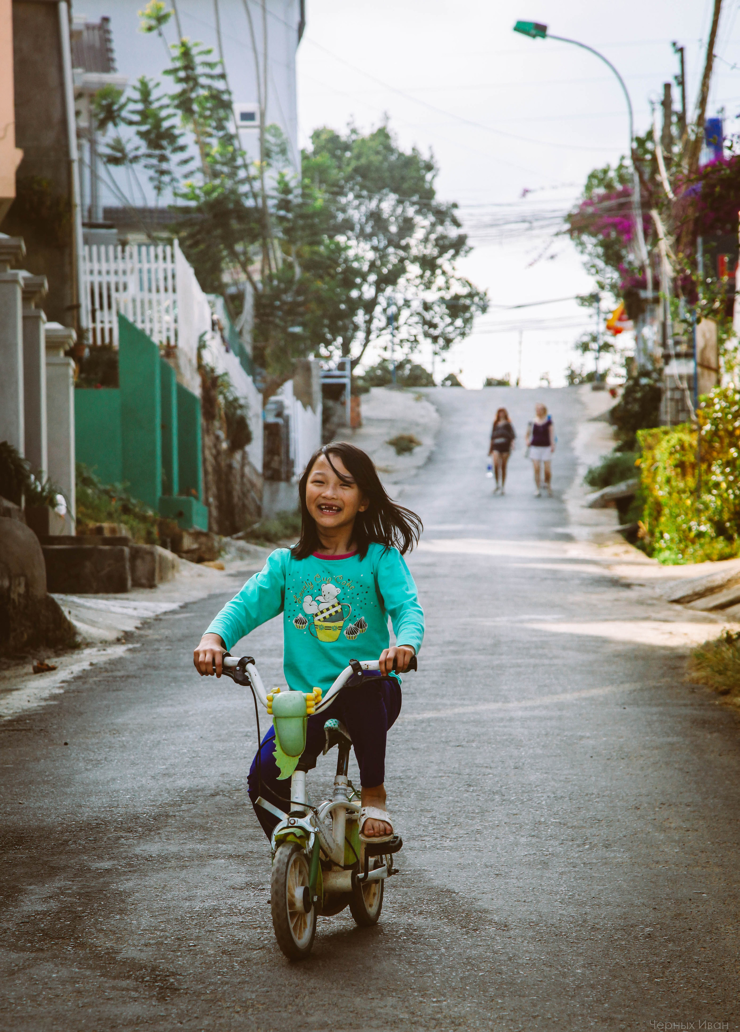 ВЬЕТНАМ. Стрит-фотография, полная абсурда, идиотизма и красоты