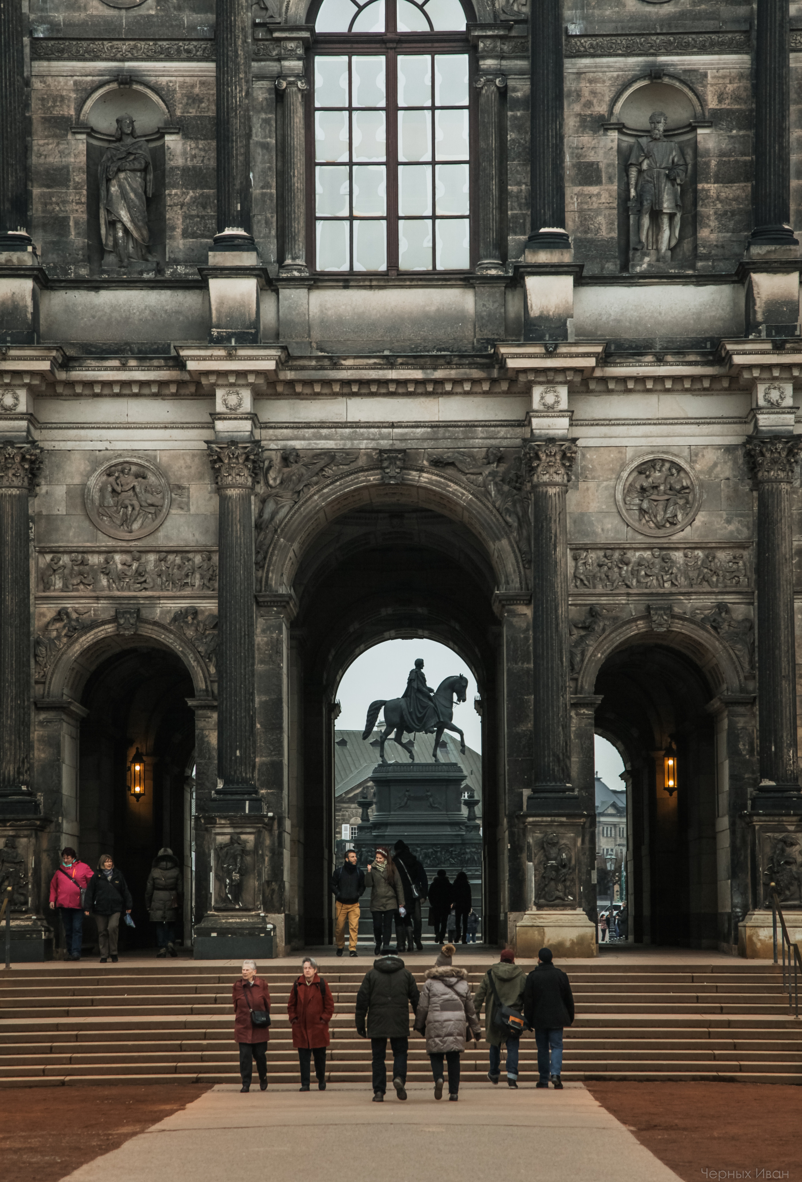ГЕРМАНИЯ. Стрит-фотография, полная абсурда, идиотизма и красоты