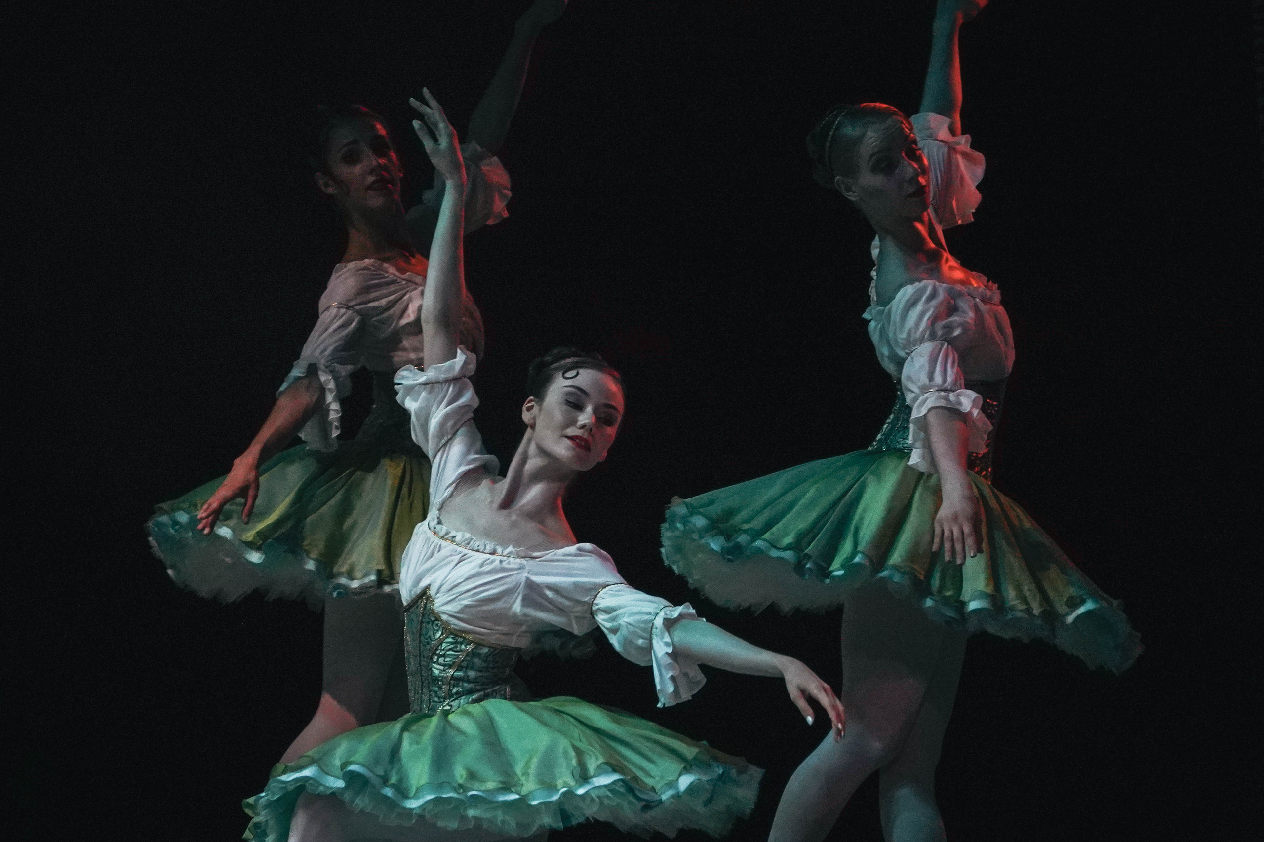 ЗАГРЕБ. Стрит-фотография, полная абсурда, идиотизма и красоты