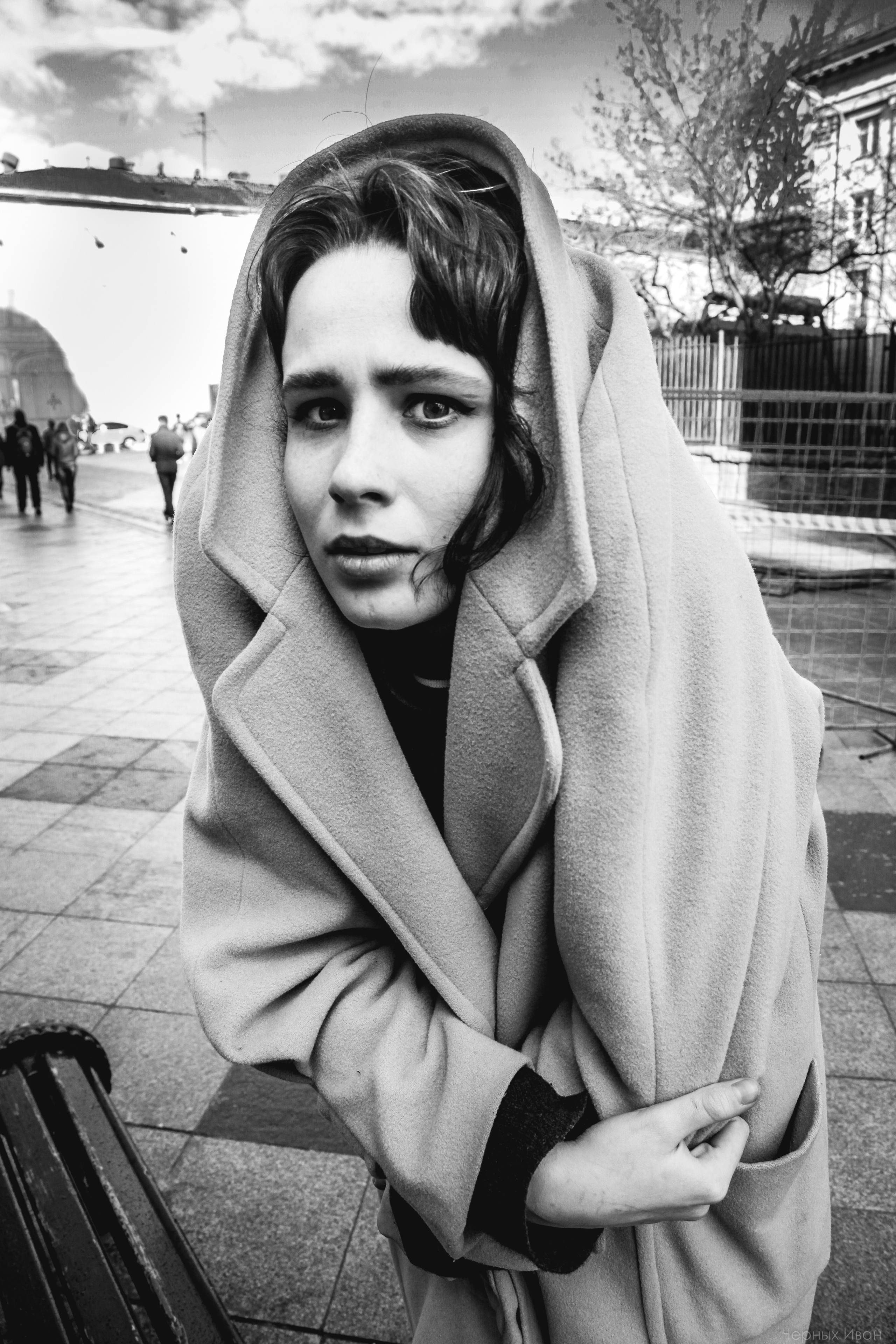 2017. Стрит-фотография, полная абсурда, идиотизма и красоты